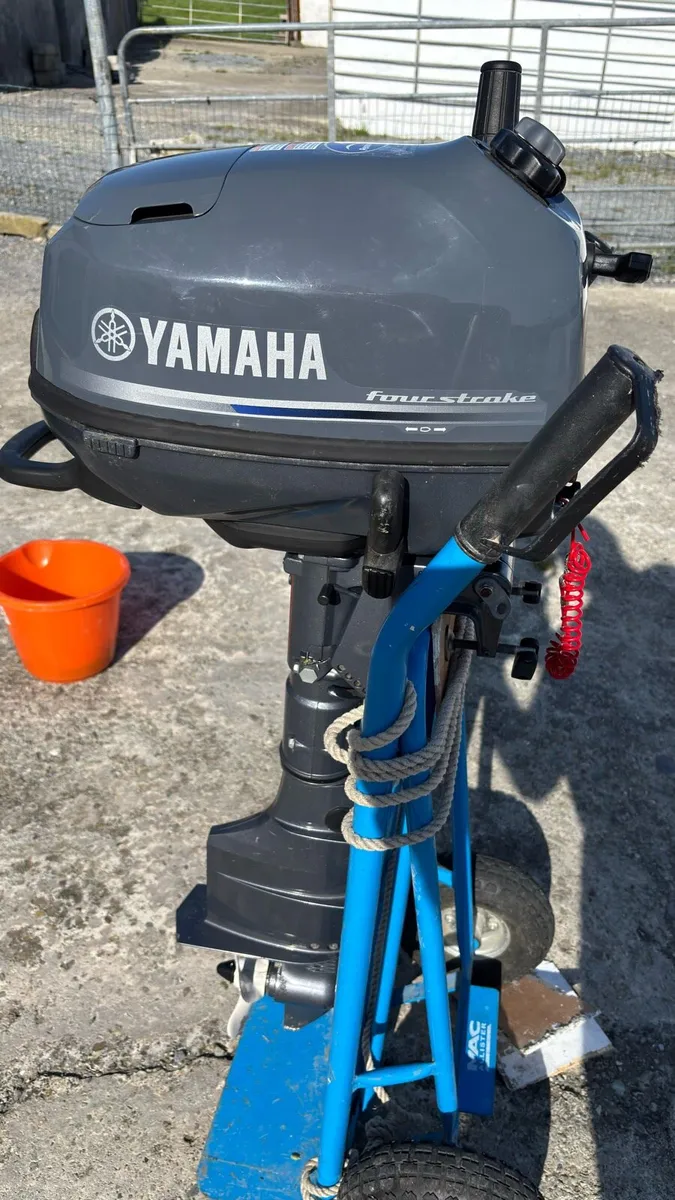 Yamaha 6hp outboard motor - Image 1
