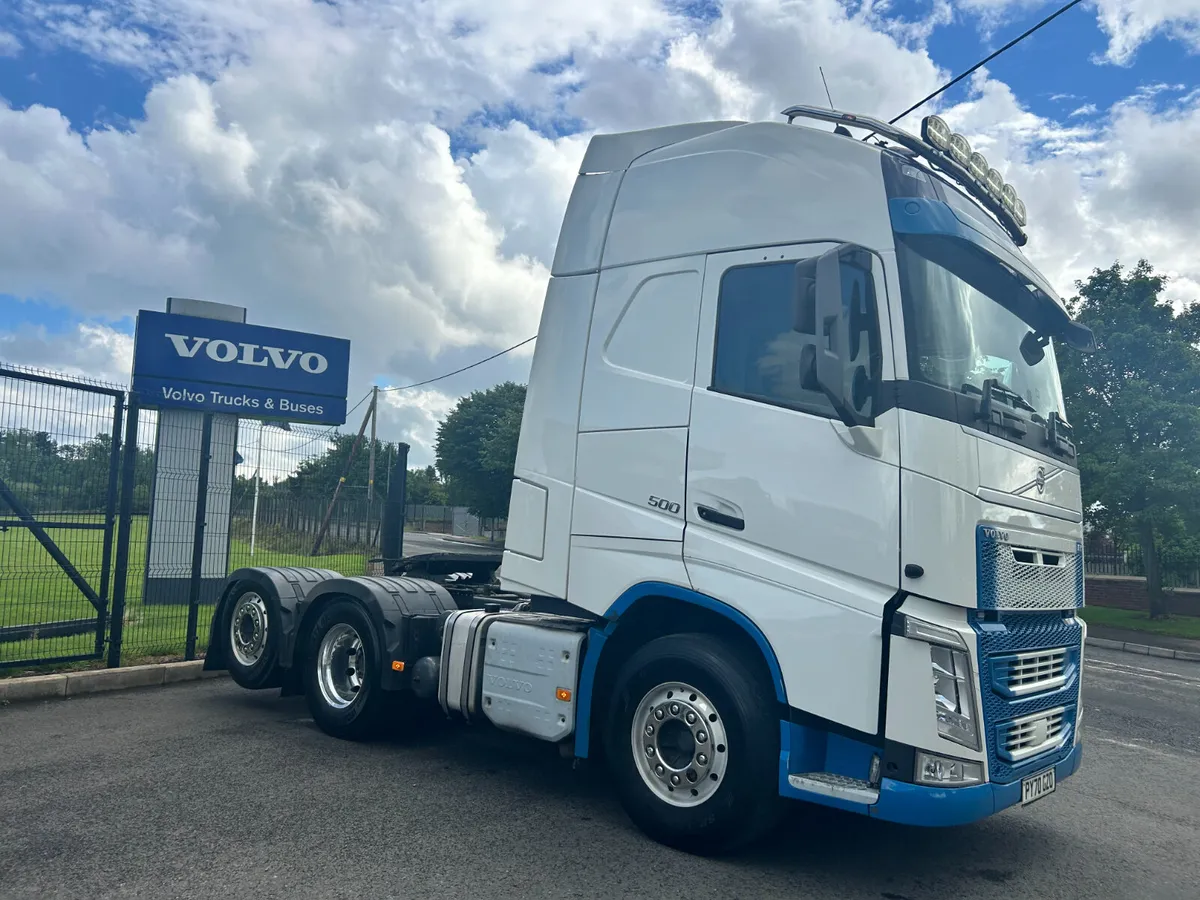 Volvo FH500 6X2 Globetrotter XL for sale (2021) - Image 2