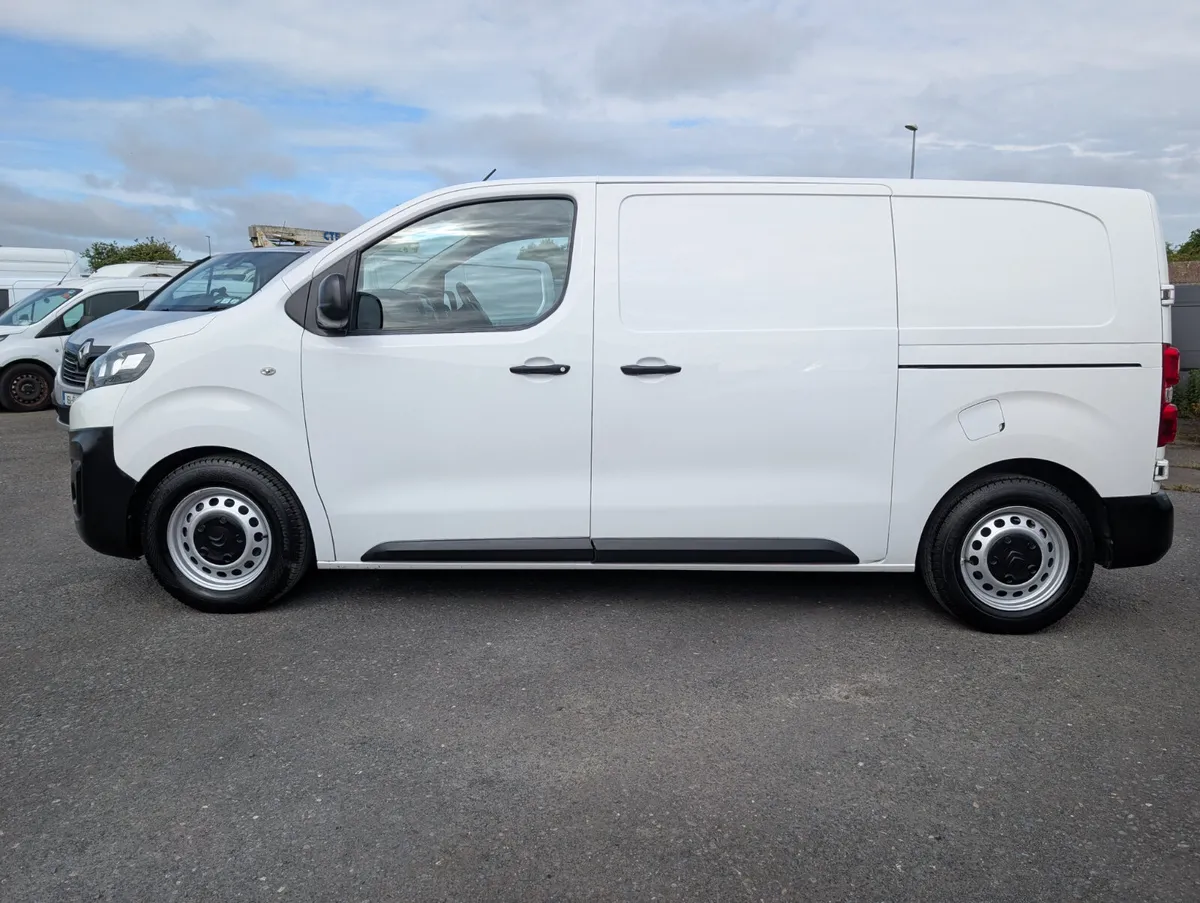 Citroen Dispatch low mileage - Image 2