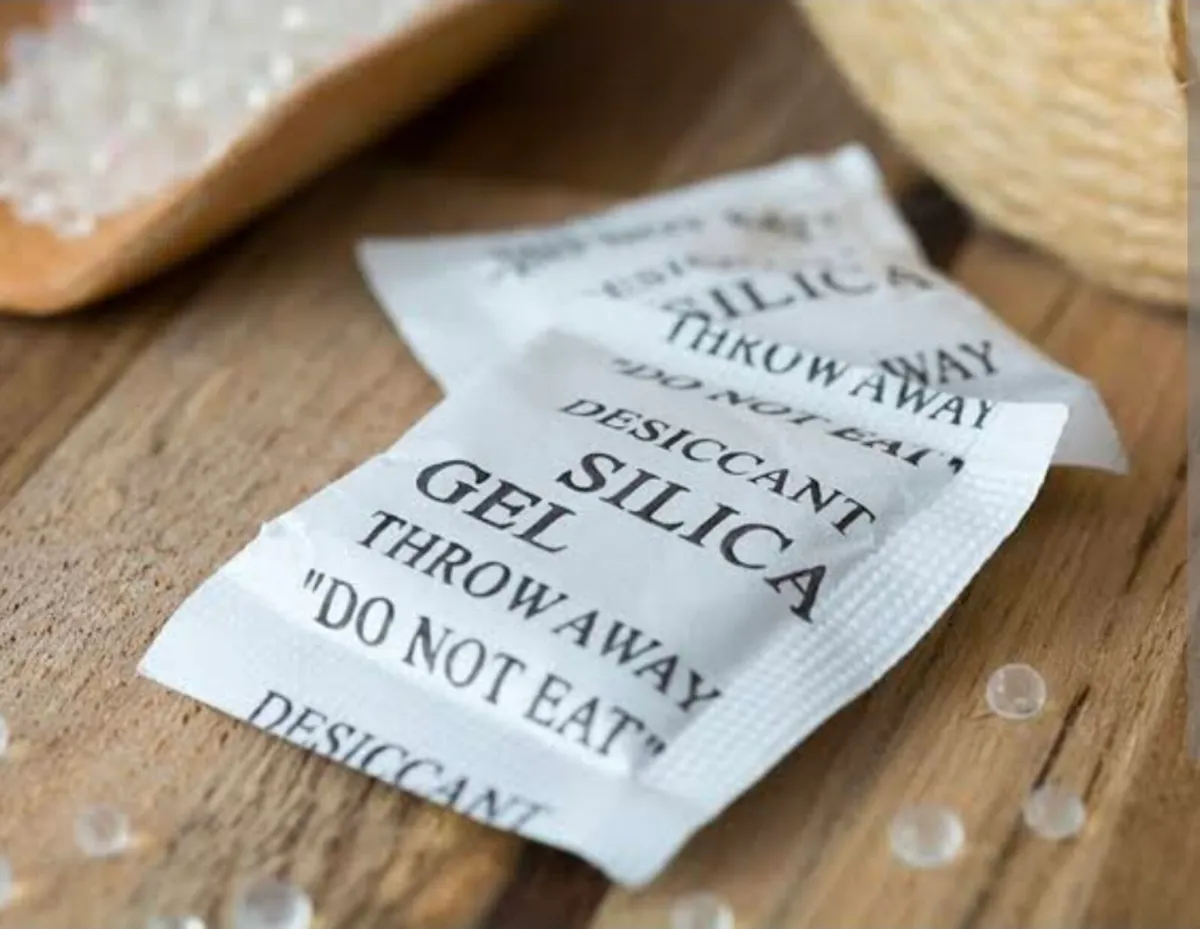 Silica Gel Packs - Image 1