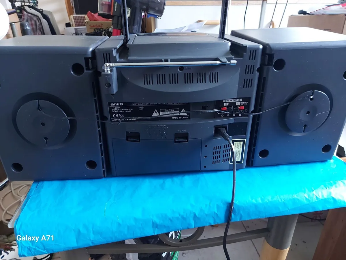 AIWA Hifi Stereo System, Model CA-DW310, Portable - Image 2