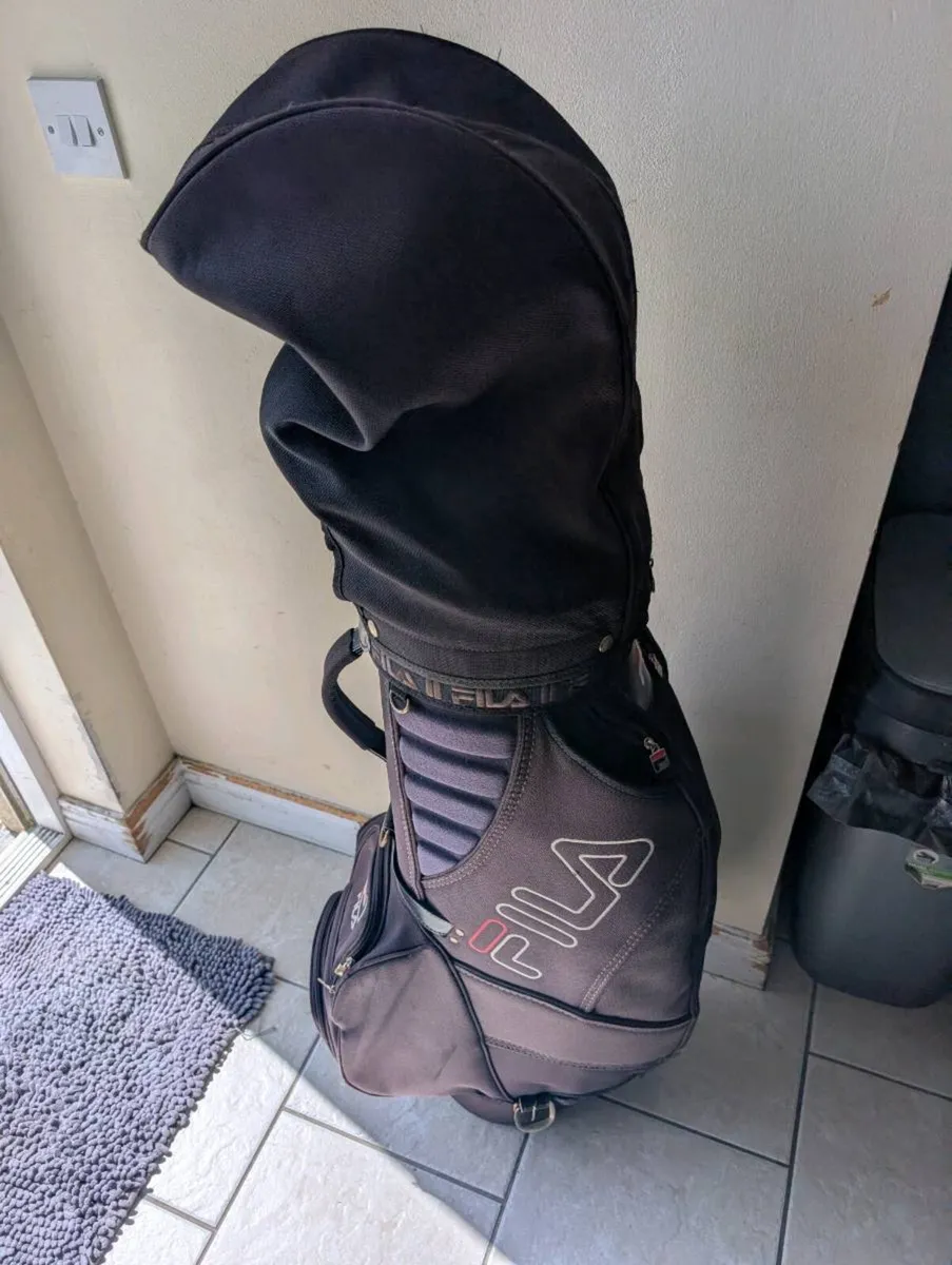 Beginner set of Golf clubs fila tour bag - Image 1