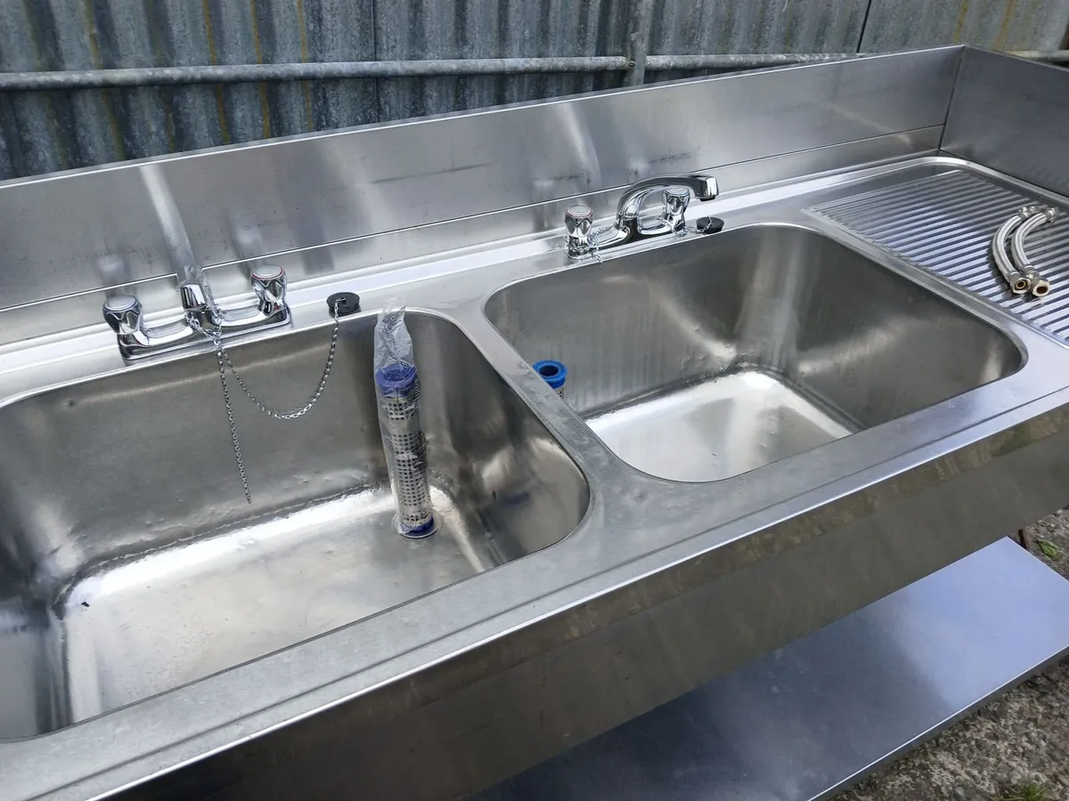 Staneless steel cabbinet double sink unit complete - Image 1