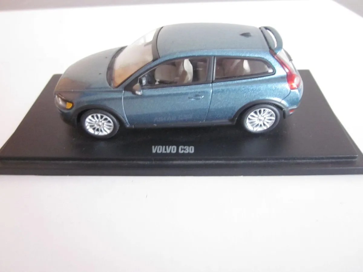 Volvo C30 Orinoco Blue 2006 Motorart 1/43 Diecast - Image 4