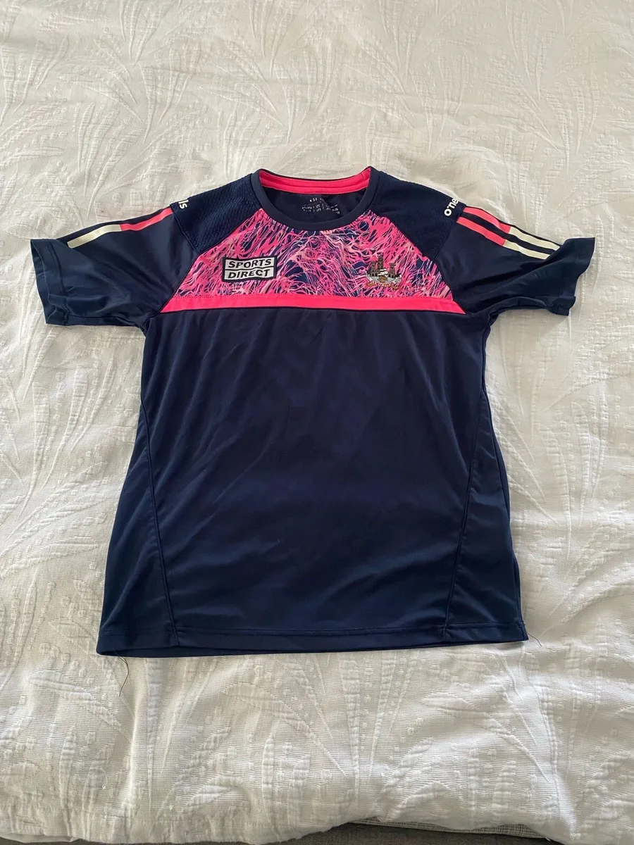 Kids Cork Gaa zip top, T-shirt and legs - Image 4