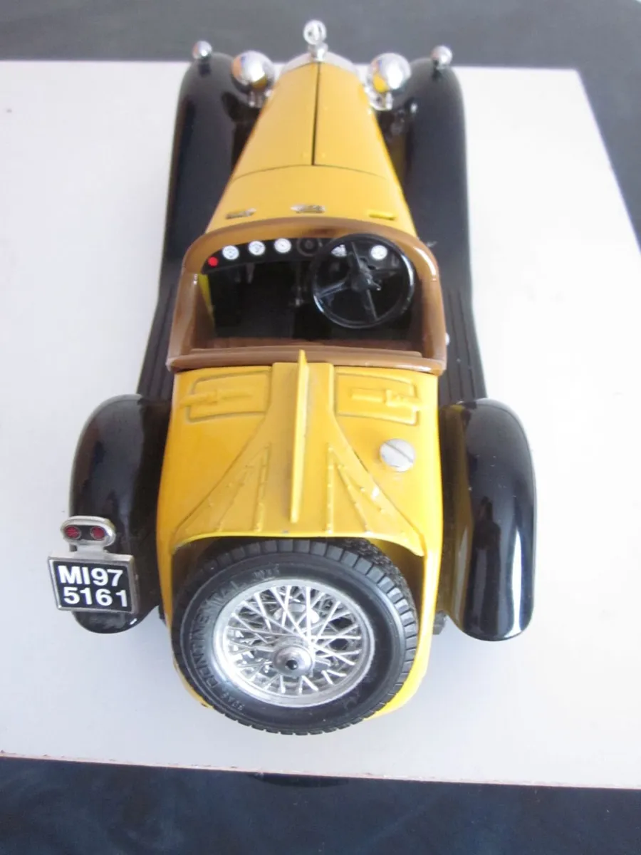 Burago Alfa Romeo 2300 Spider 1932, Diecast Model - Image 4