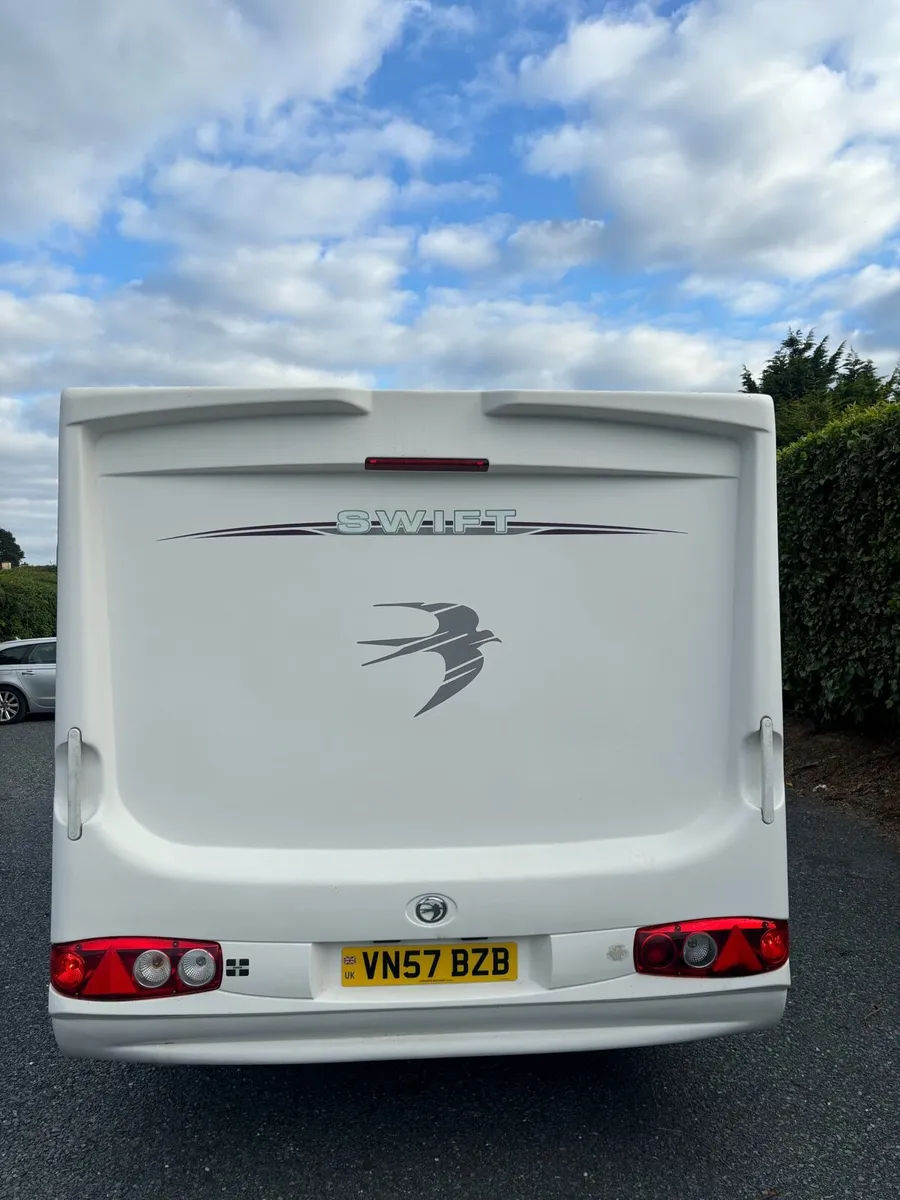 SWIFT CHALLENGER 540 FIXED BED YEAR 2011 - Image 3