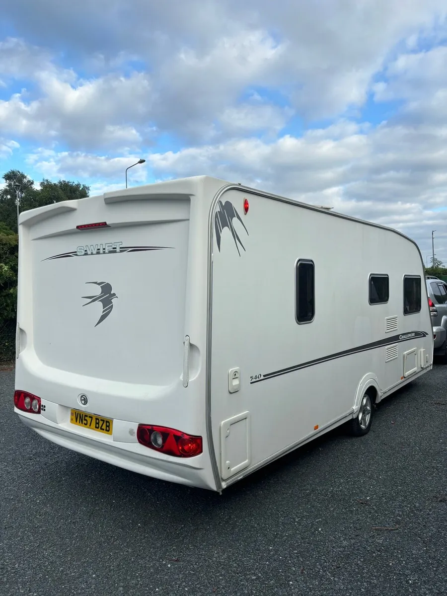 SWIFT CHALLENGER 540 FIXED BED YEAR 2011 - Image 4