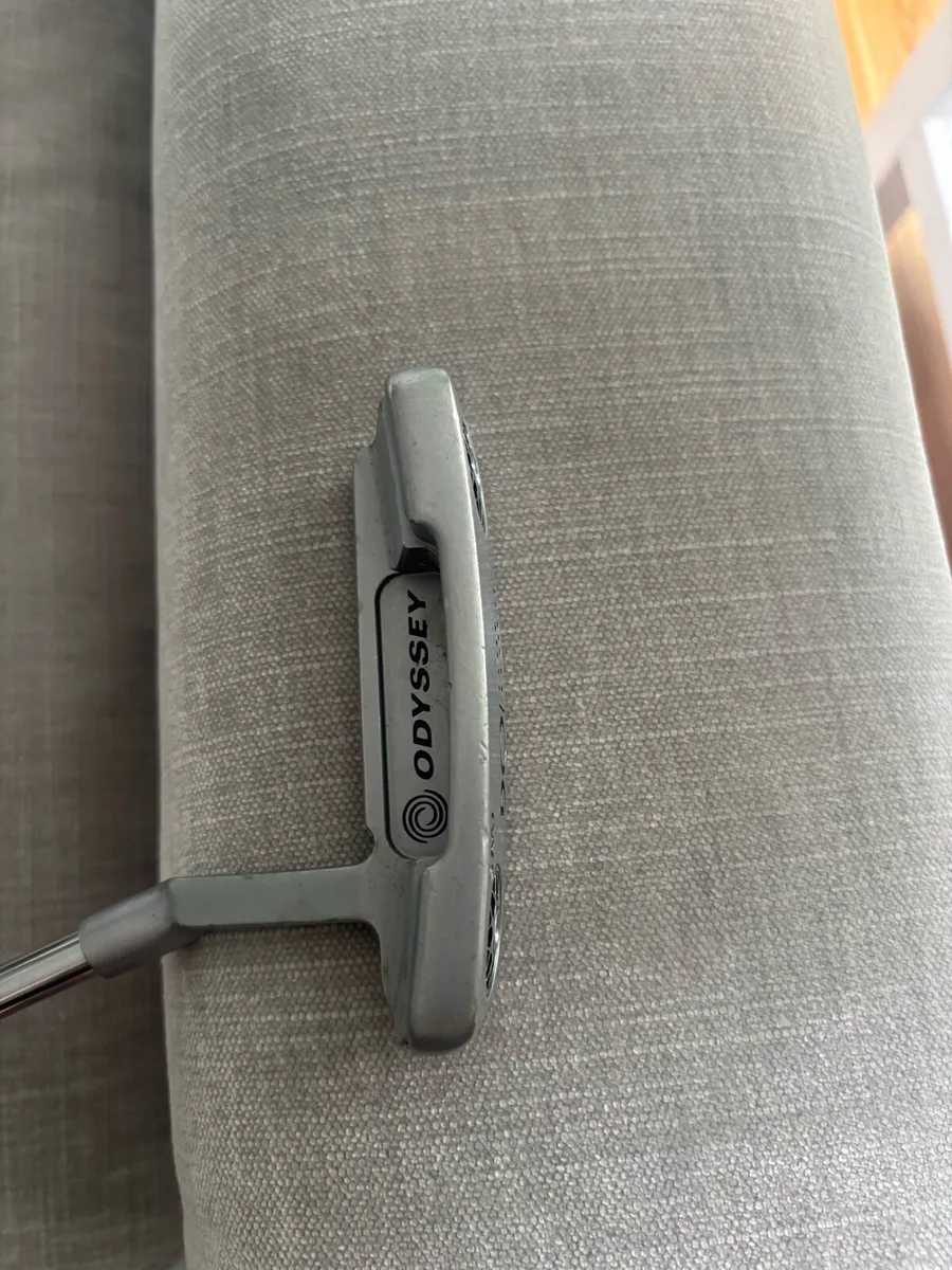 Odyssey White Hot OG putter - Image 2