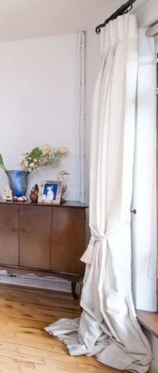 Curtains - Image 4
