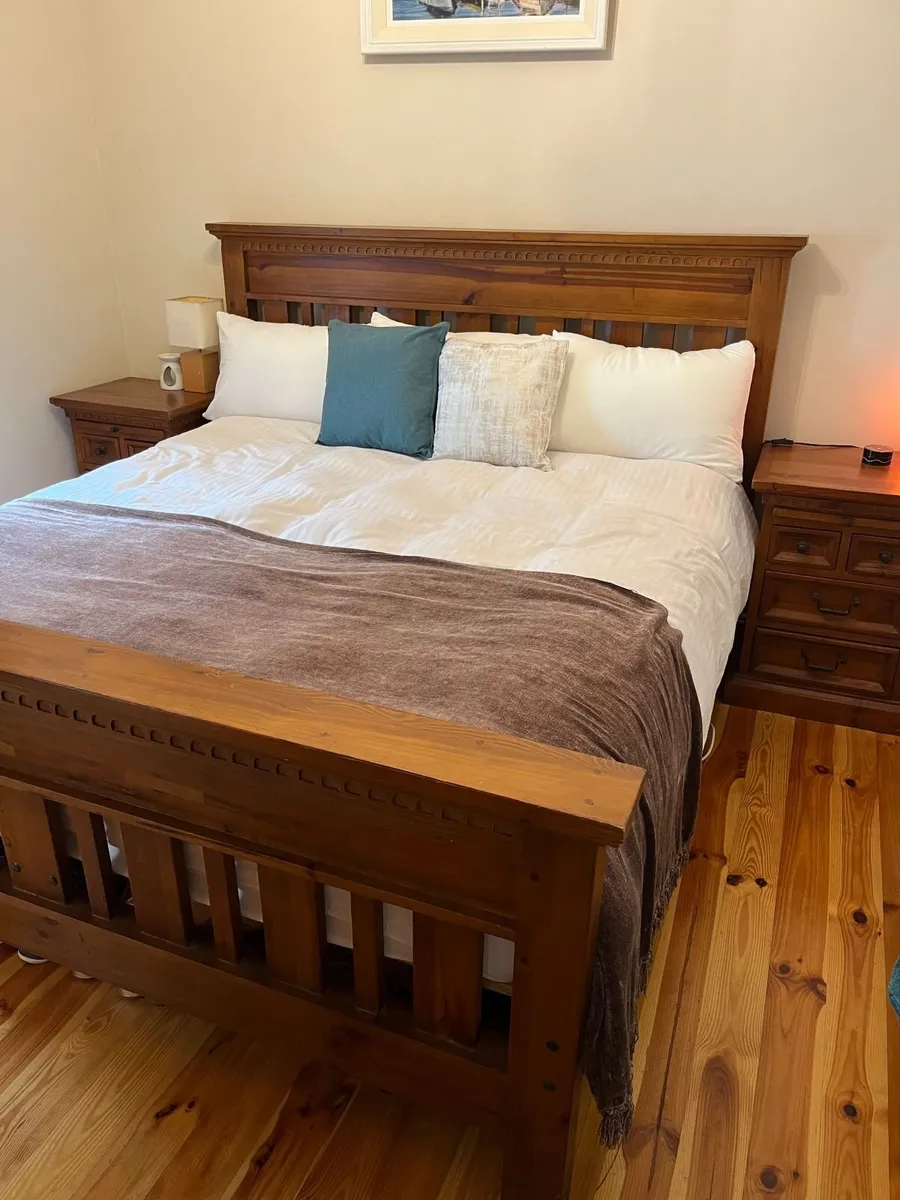 Super King Bed & Lockers - Image 1