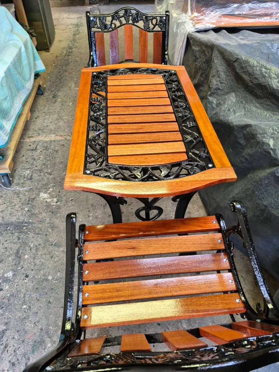 Cast iron garden table and chairs - Image 2