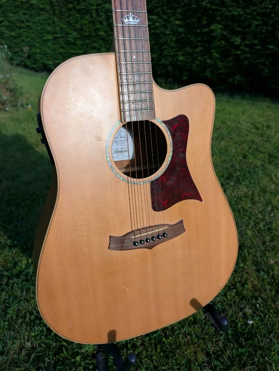 Tanglewood TW115-SS-CE Eletro-Acoustic Guitar - Image 2