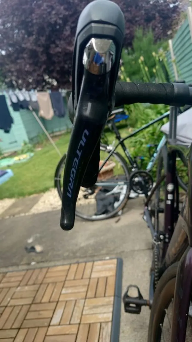 Giant Defy Advanced 1 2020 - Carbon Road Bike - Image 4