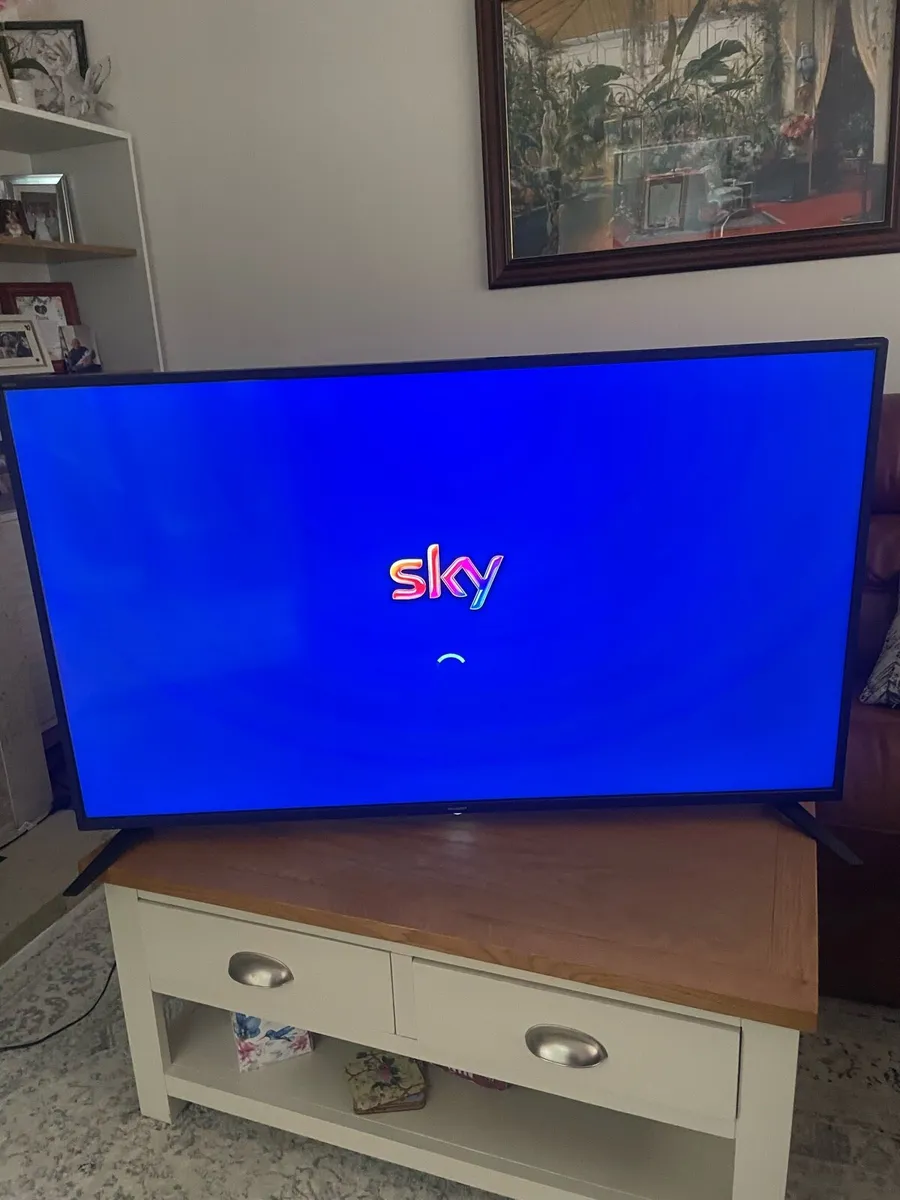 Sharp Tv 50’ inch - Image 4