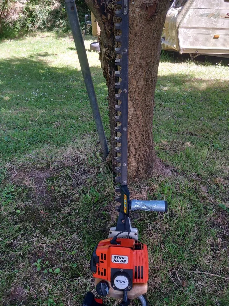 Stihl hedge trimmer - Image 4