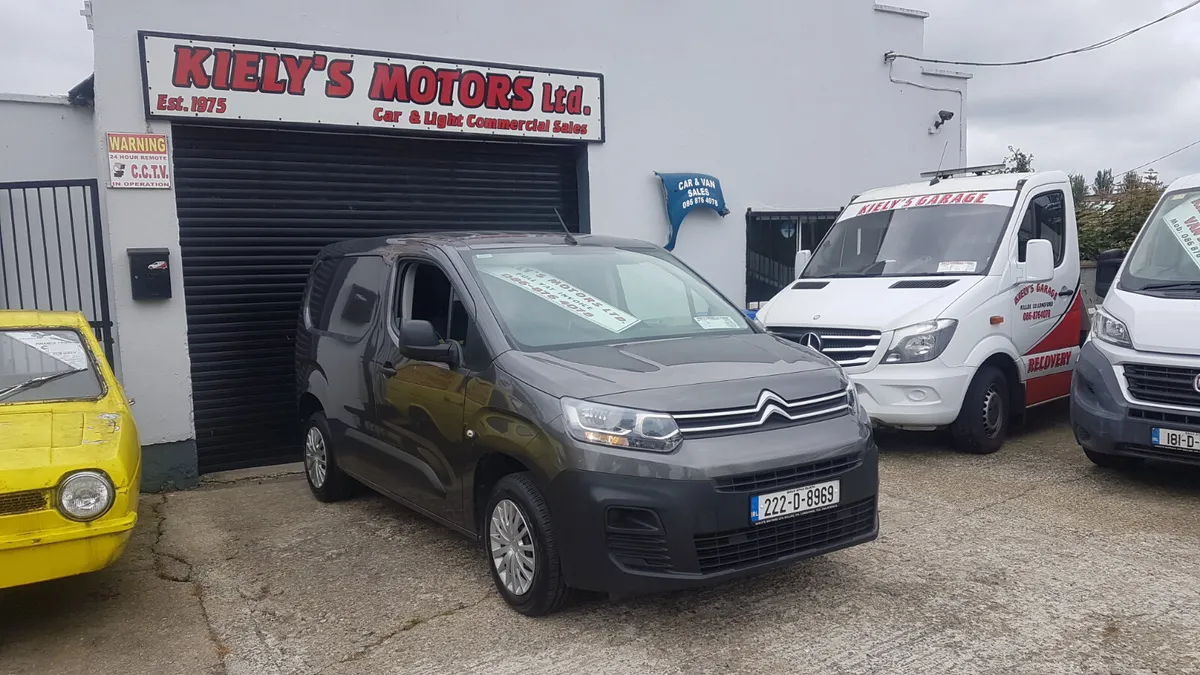 Citroen Berlingo 222D 90KM HI SPECK VAT INVOICE - Image 1