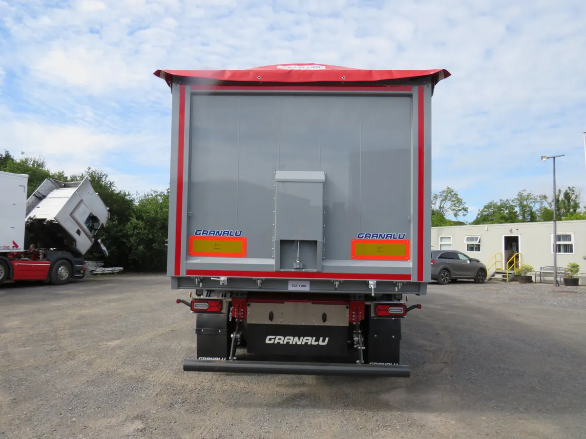 72 c.yd  Bulk tipper - Image 2