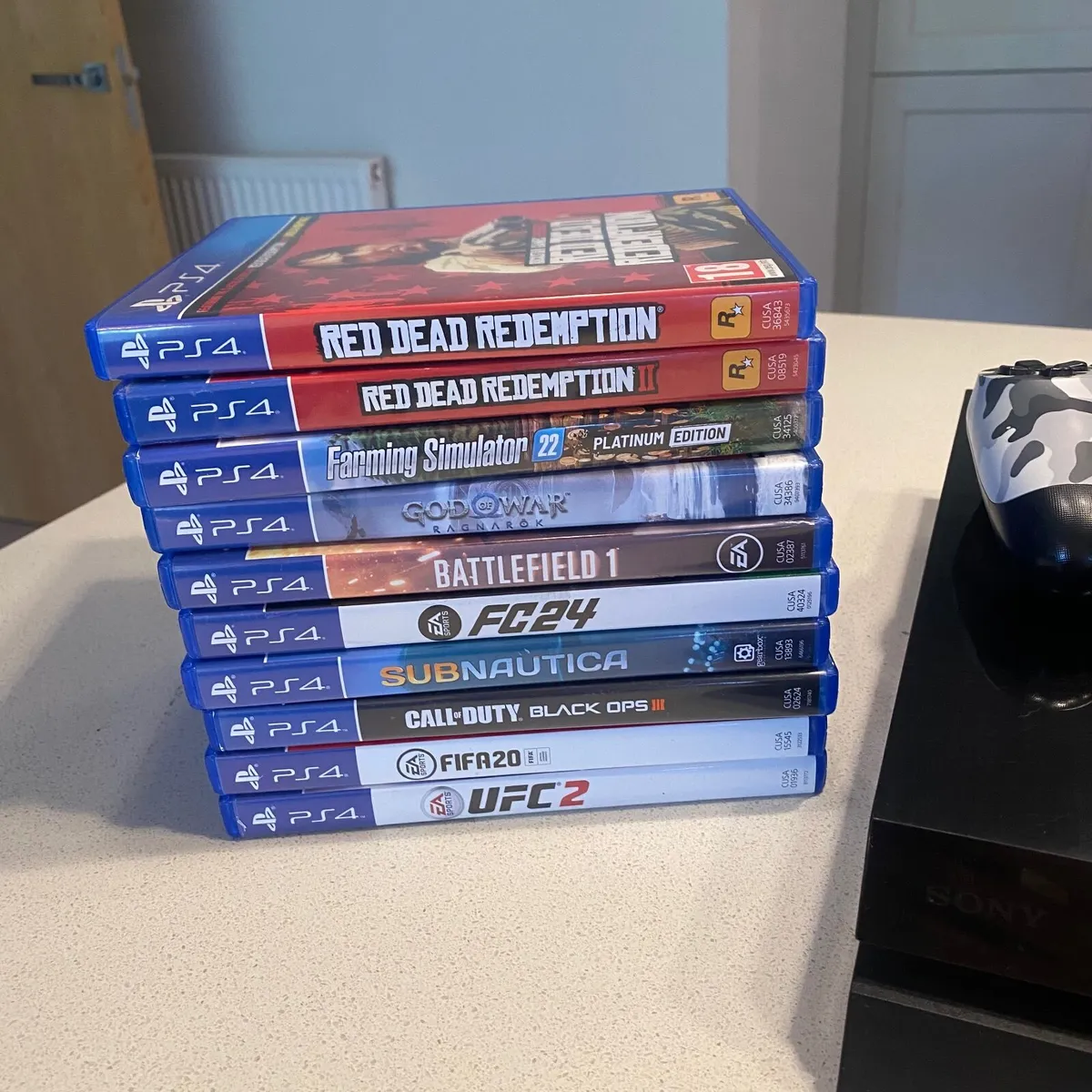 PlayStation 4 Console Bundle - Image 3