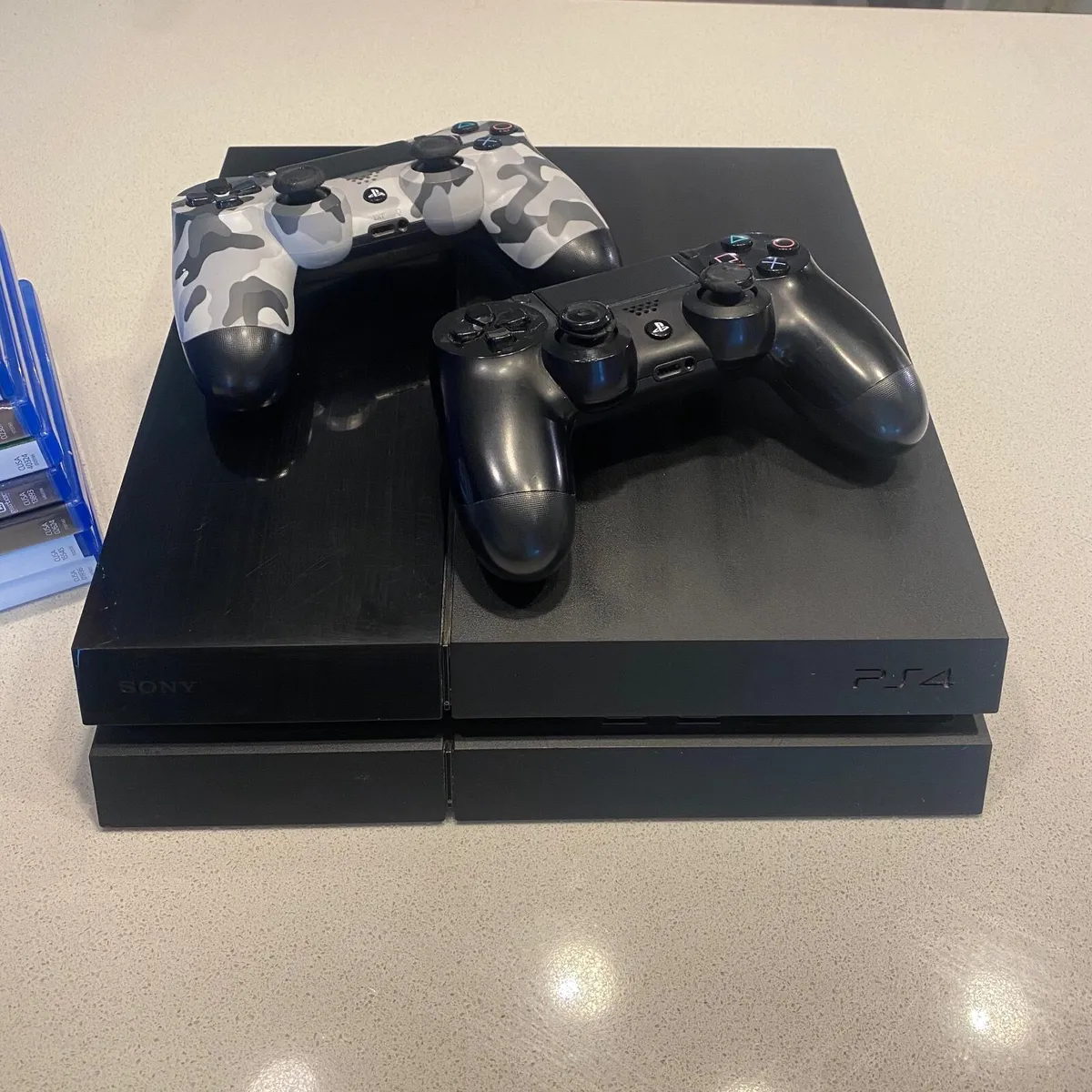 PlayStation 4 Console Bundle - Image 2