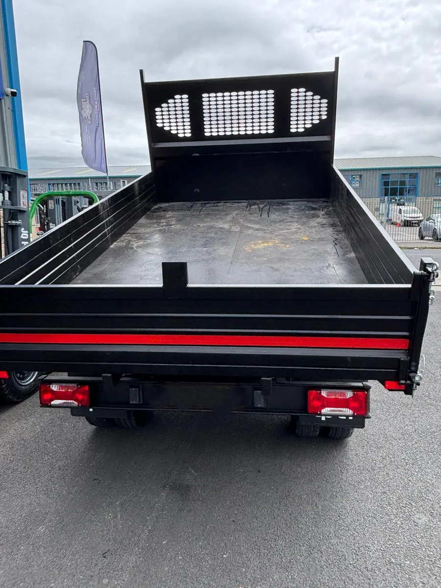 For Sale: 2015 Iveco Daily Tipper - Image 3