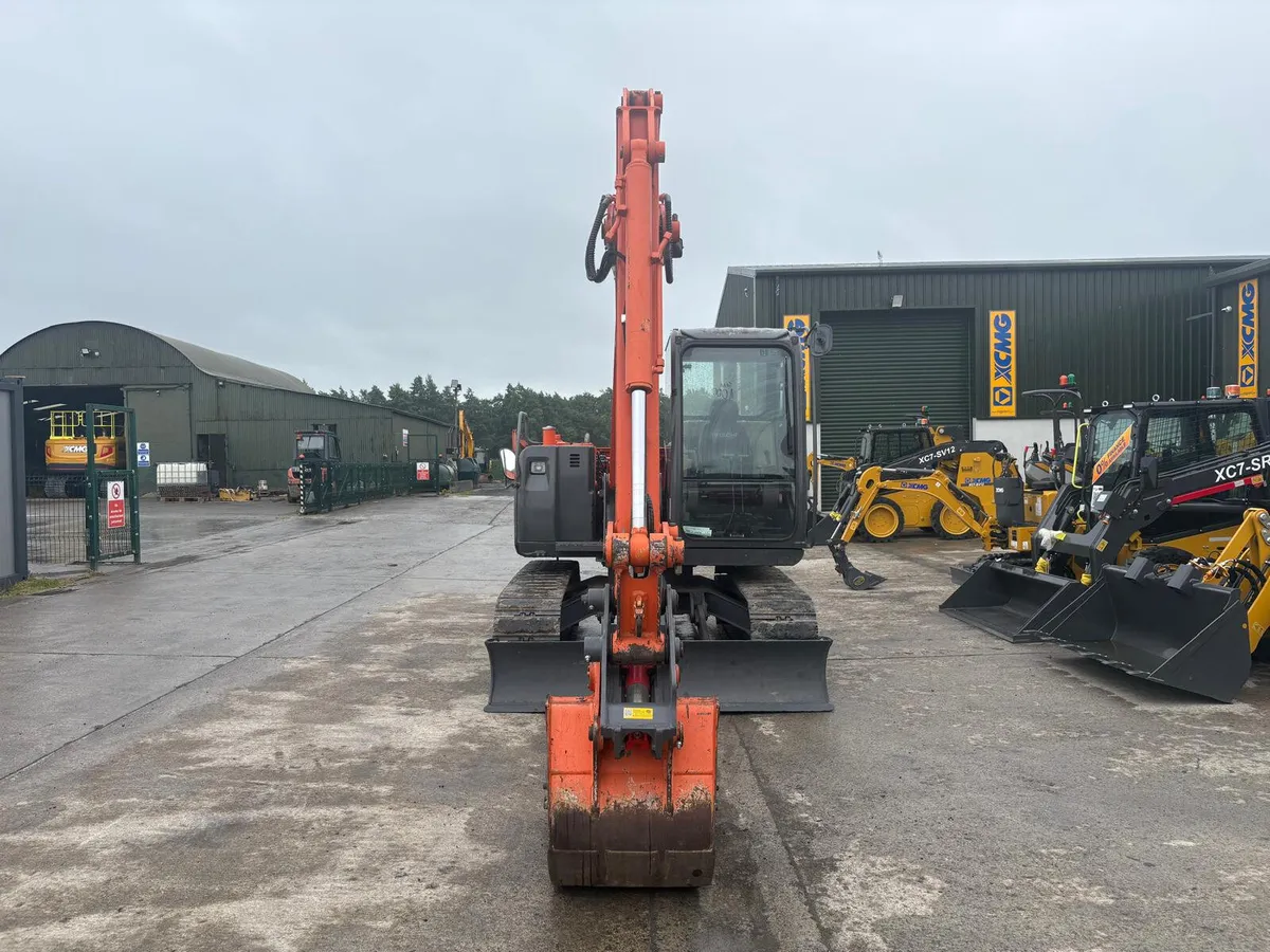 2016 Hitachi ZX70-3 - Image 4