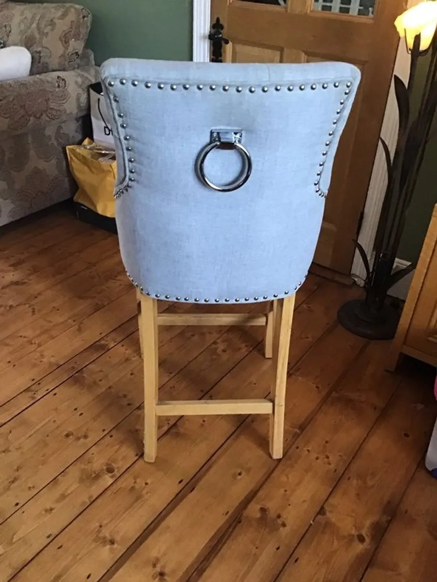 1. Dining chair and 1 High stool. Perfect condition. - Image 4