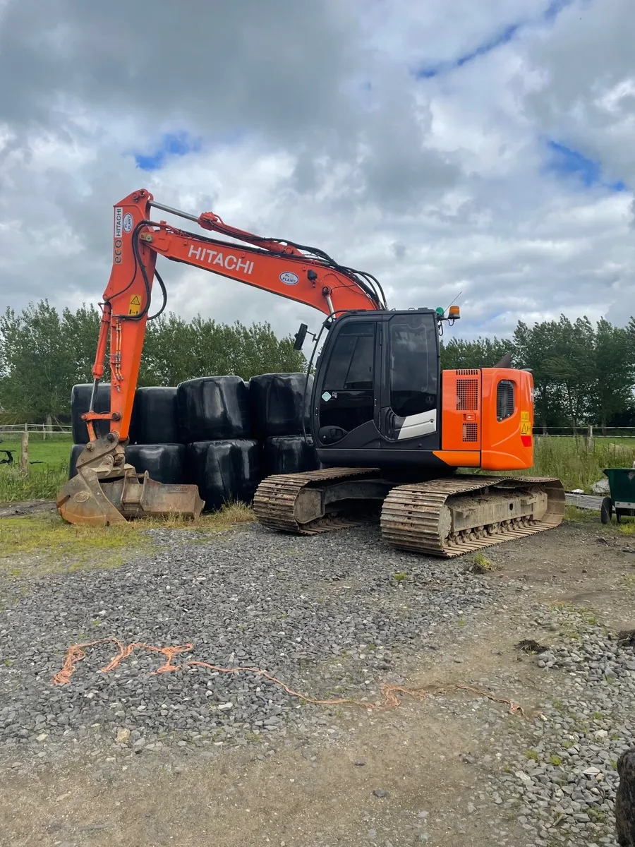 Digger hire - Image 2
