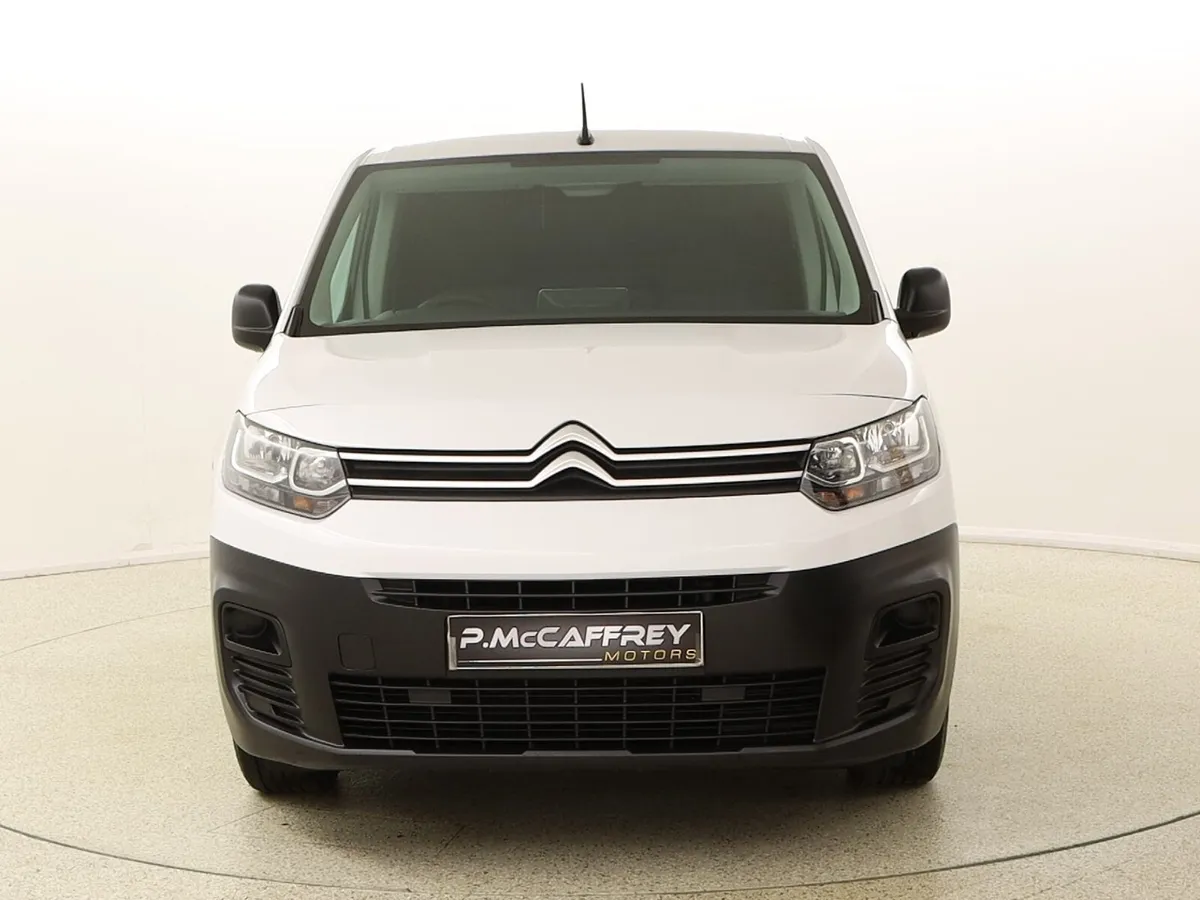 2023 Citroen Berlingo 1.5 HDI Enterprise - Image 2