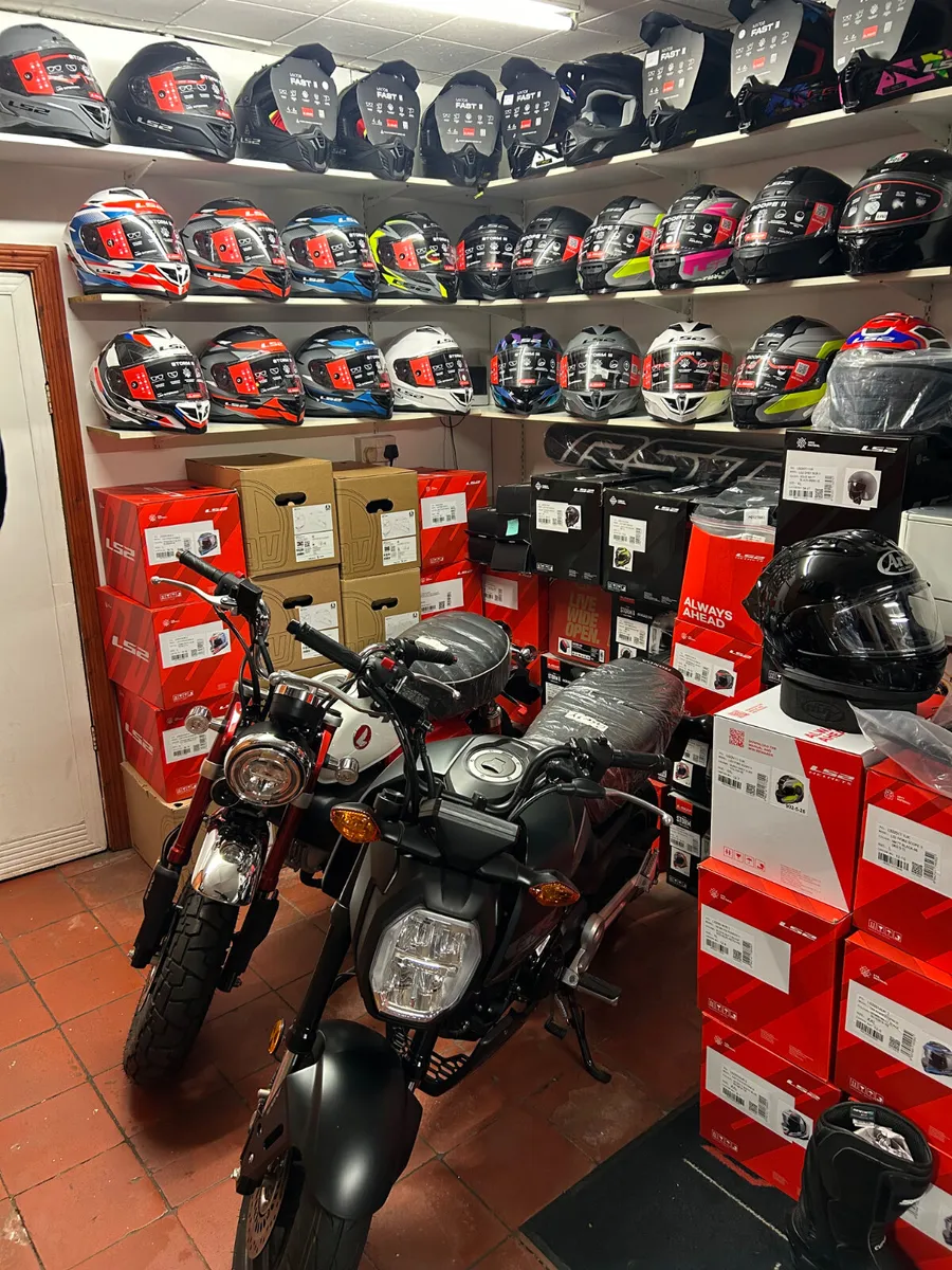 RST Tractech Leather D30 Range In Stock - Image 4