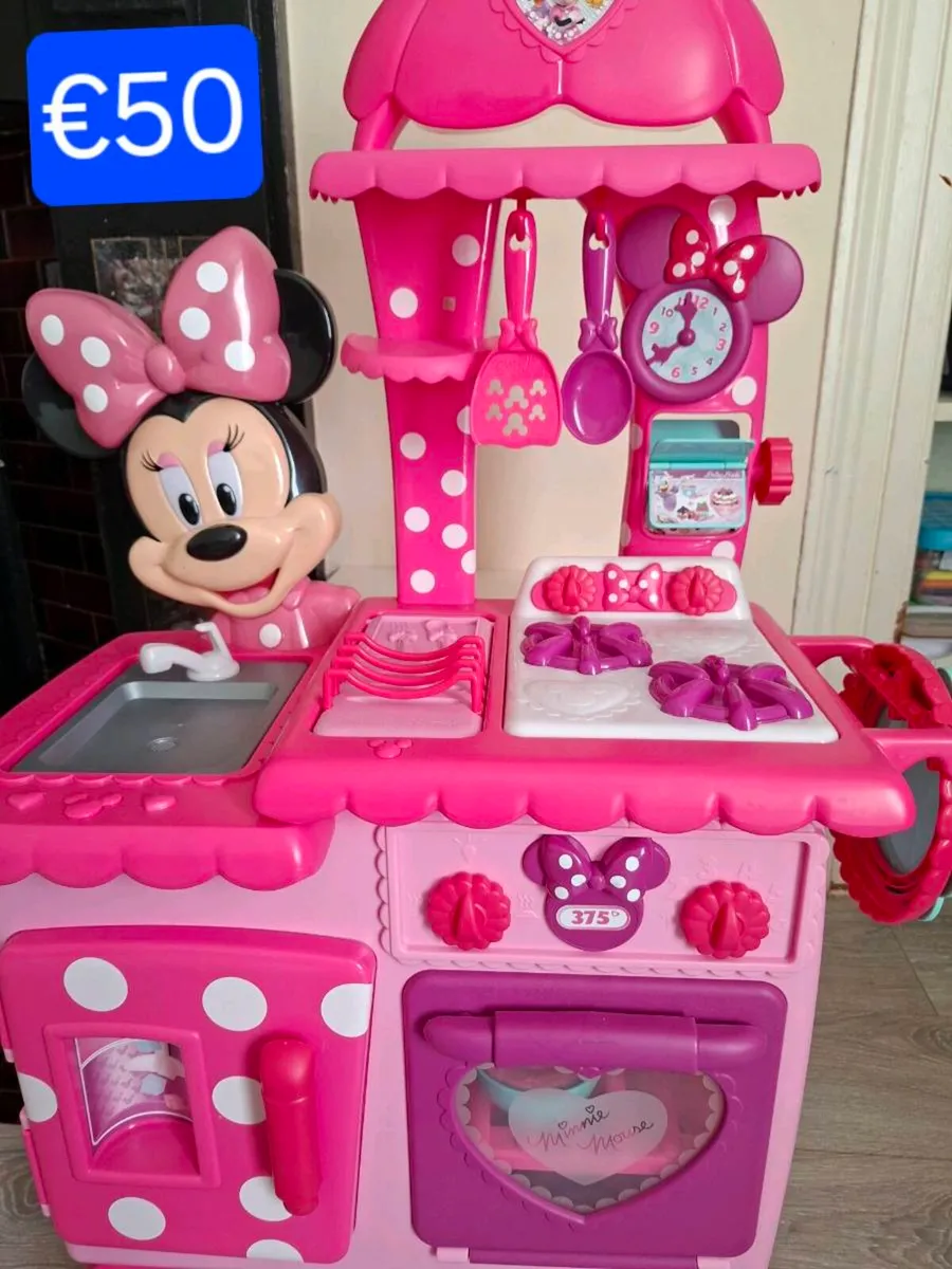 Toys - Image 2