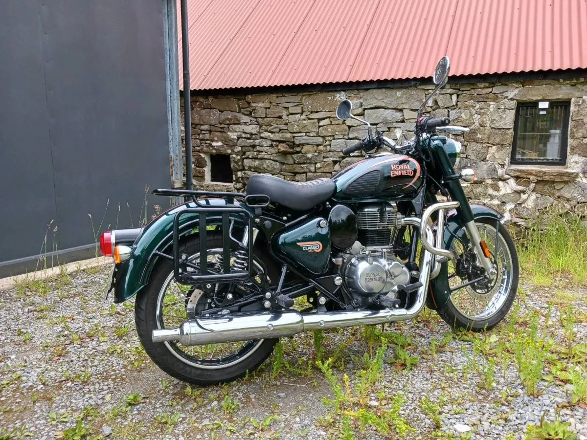 Royal Enfield Classic 350 motorcycle - Image 1