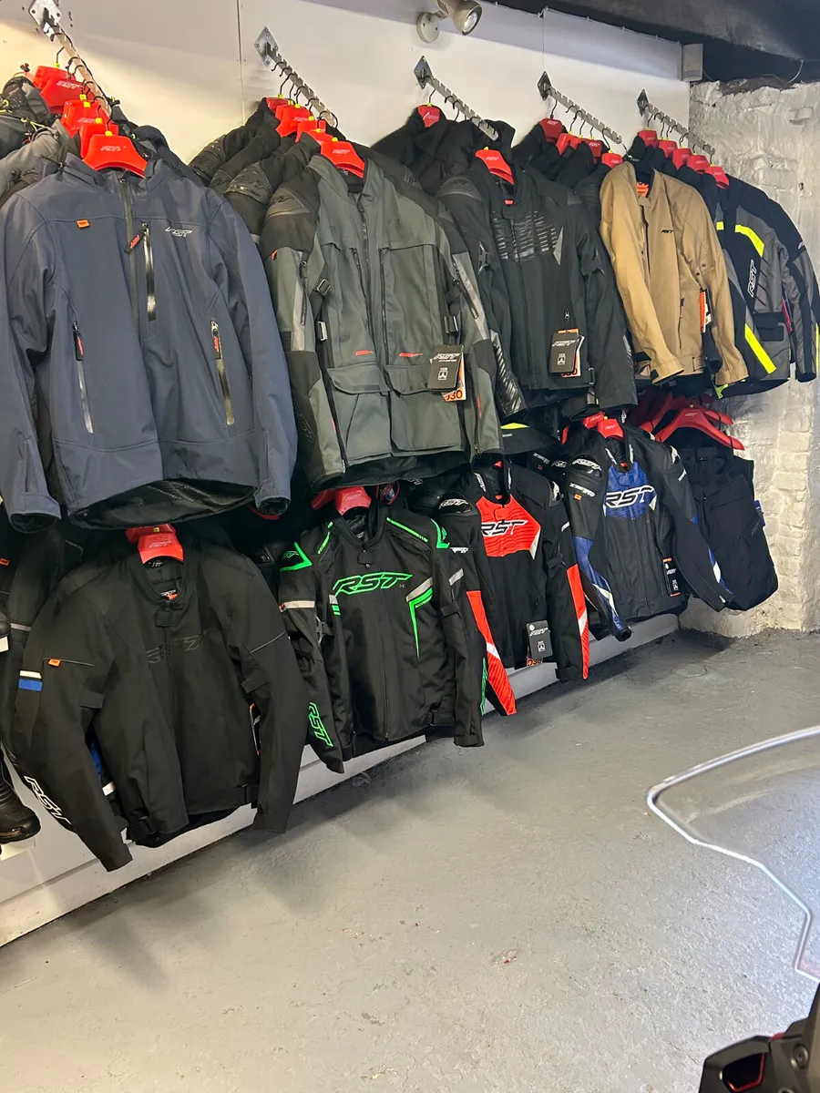 RST Tractech Leather D30 Range In Stock - Image 1