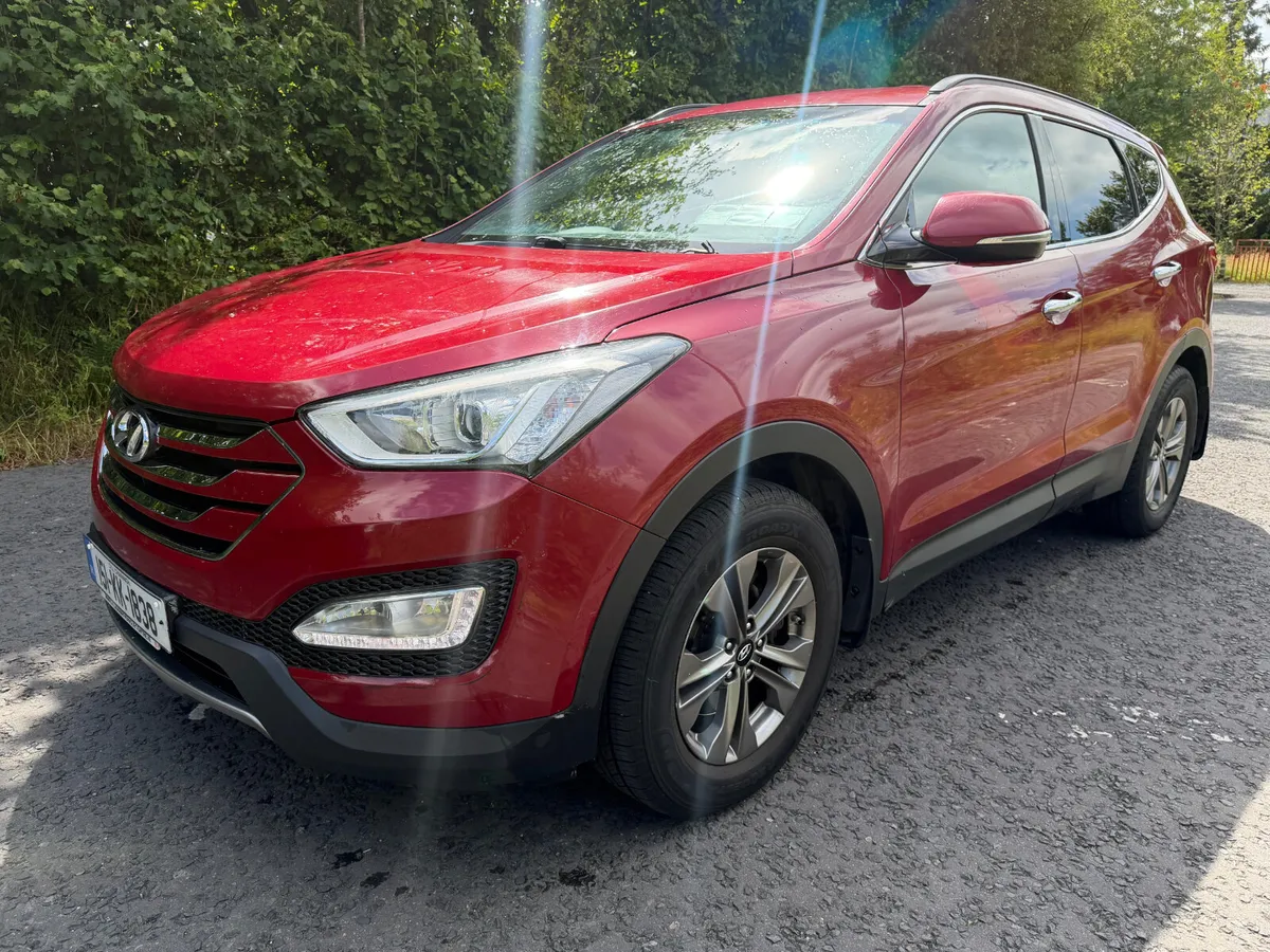 2015 Hyundai Santa Fe 7 seater - Image 3
