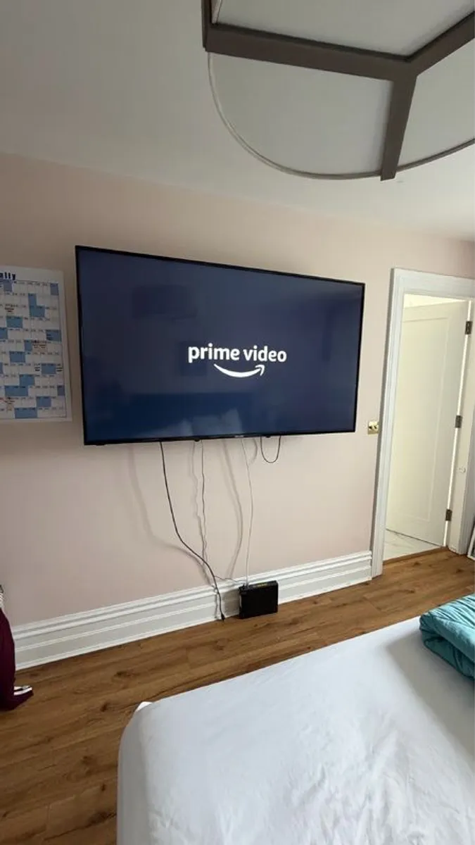 Walker 65, 4K Ultra HD Smart TV - Image 4