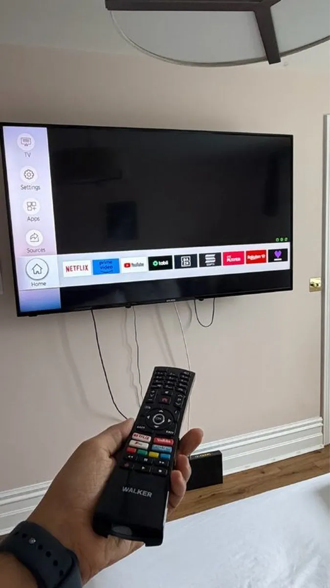 Walker 65, 4K Ultra HD Smart TV - Image 1