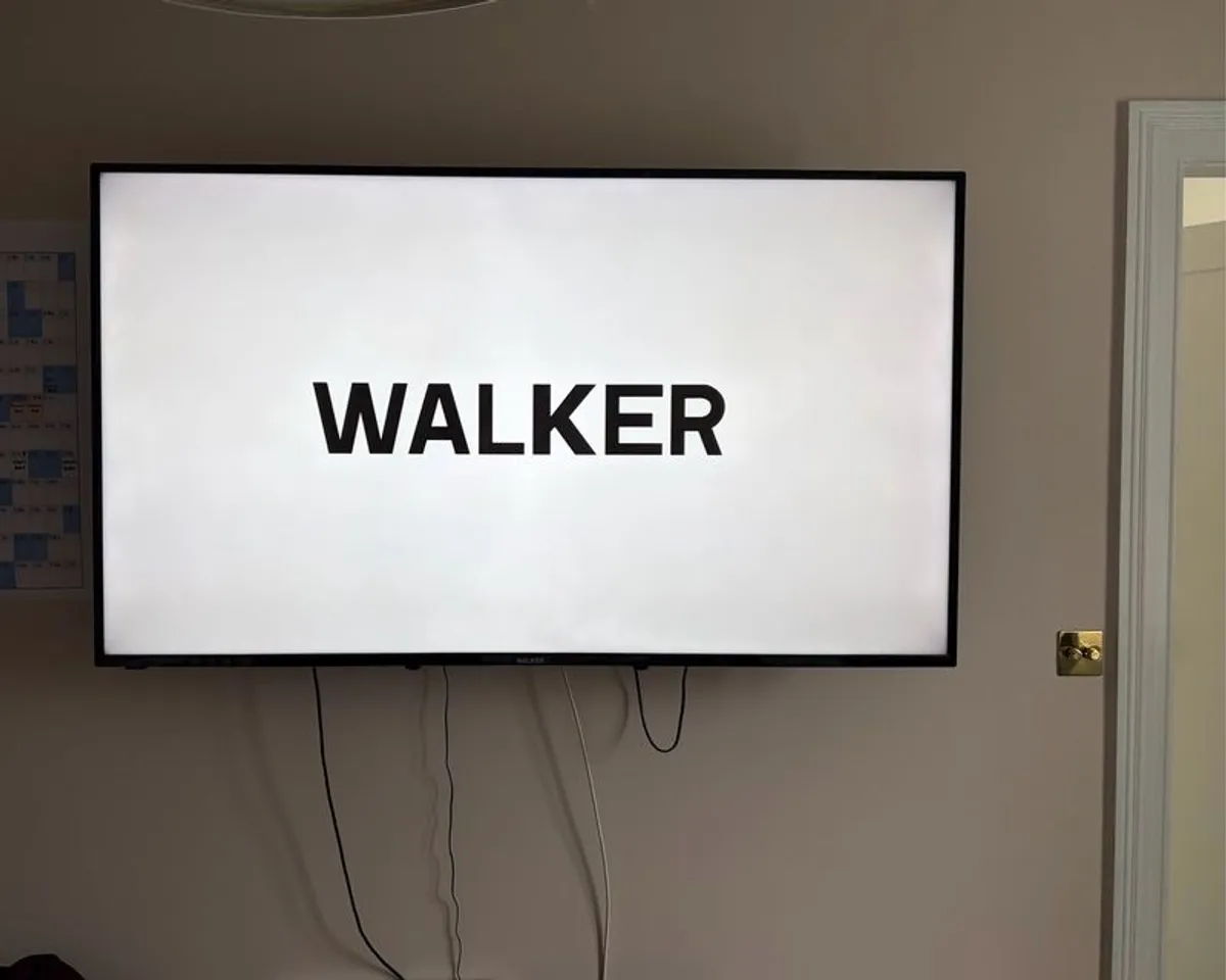 Walker 65, 4K Ultra HD Smart TV - Image 2