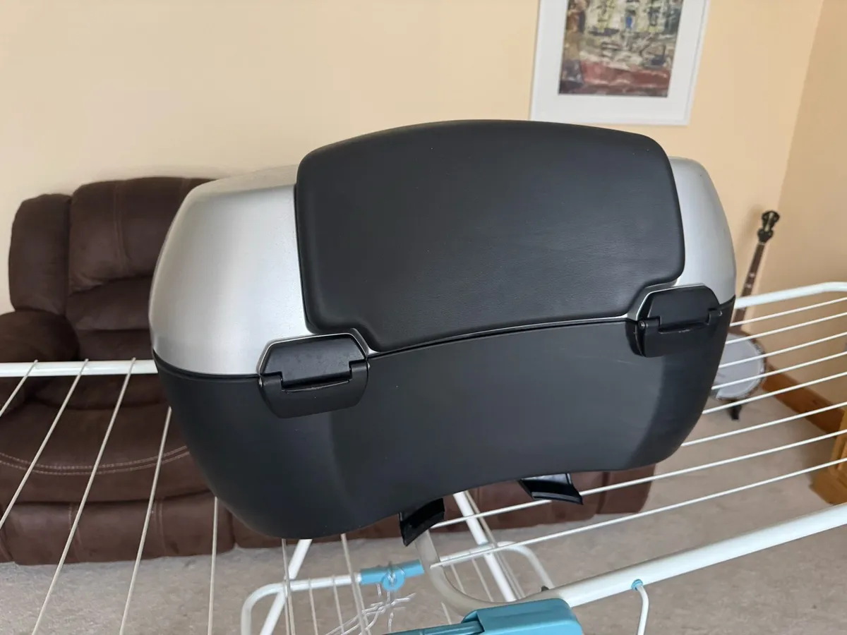BMW 1200/1250 RT Top Box - Image 1
