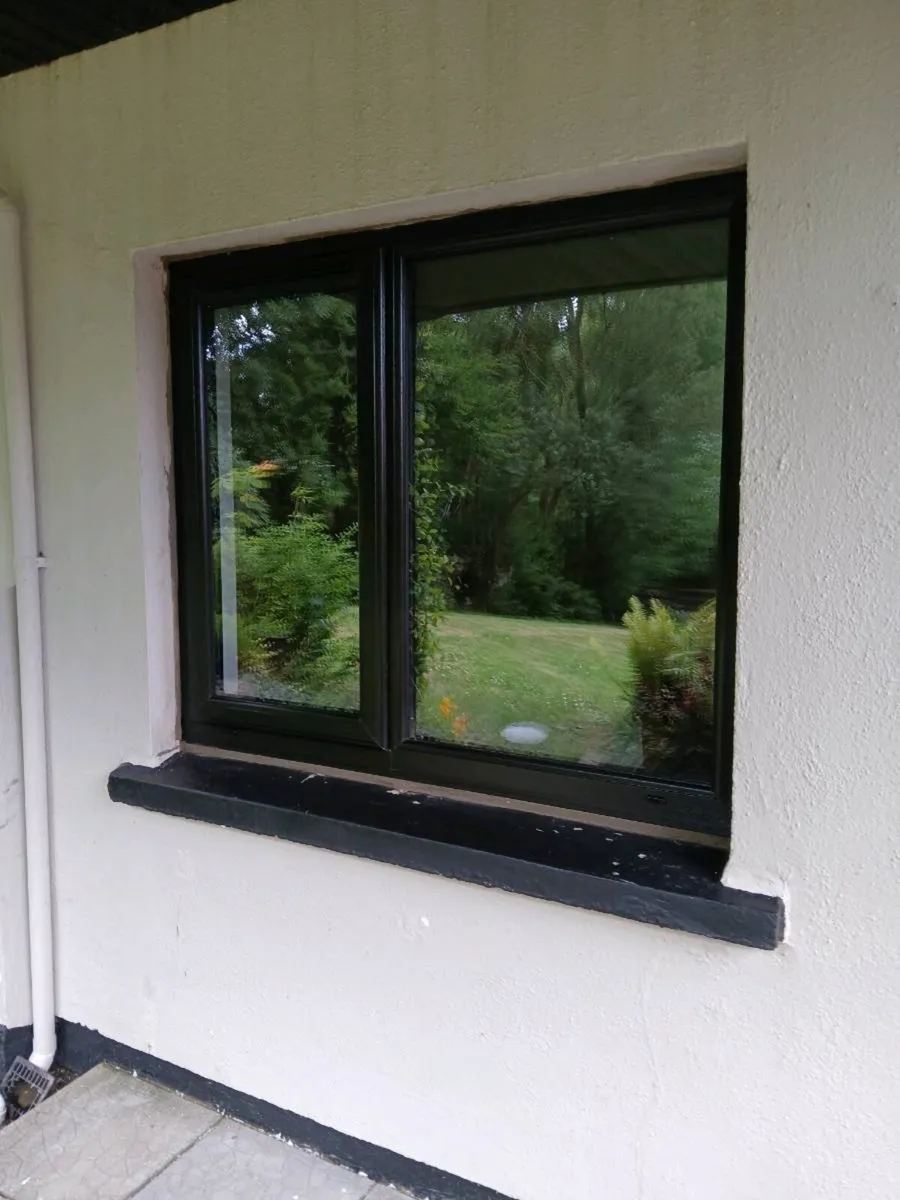 Window fitters - Image 3