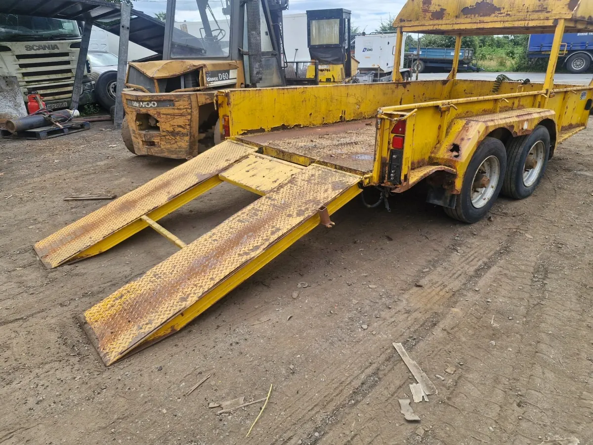 Trailer - Image 1