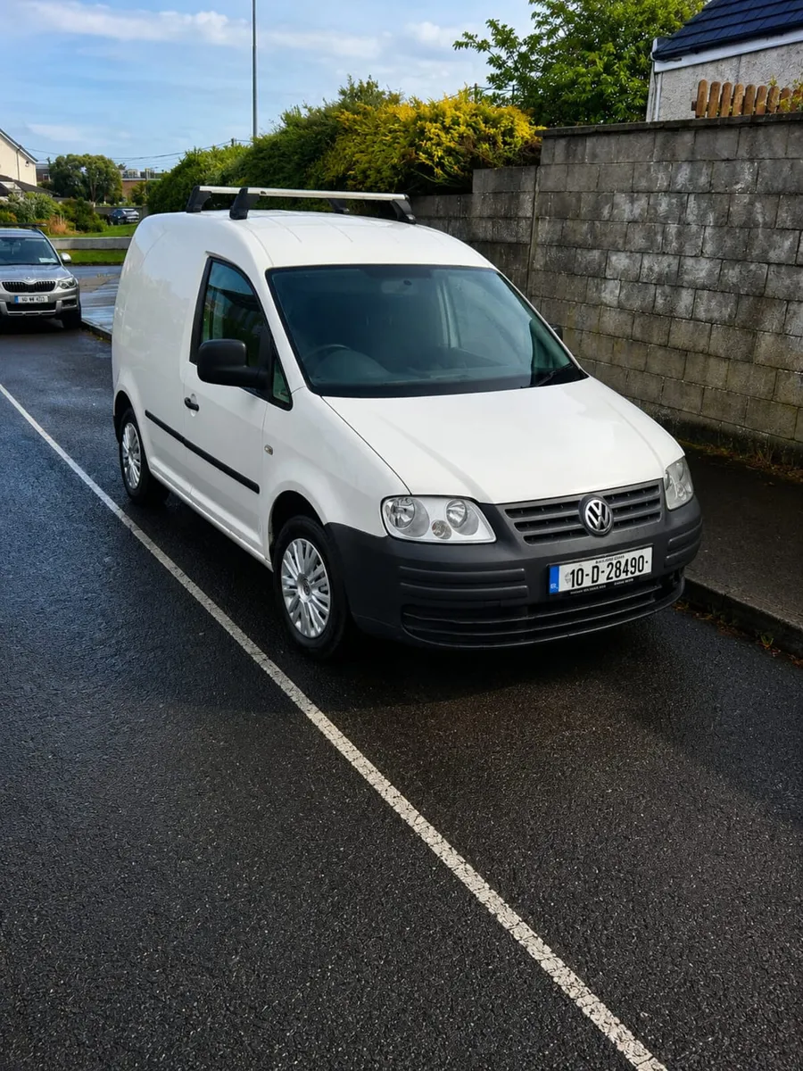 Volkswagen Caddy 2010 - Image 1