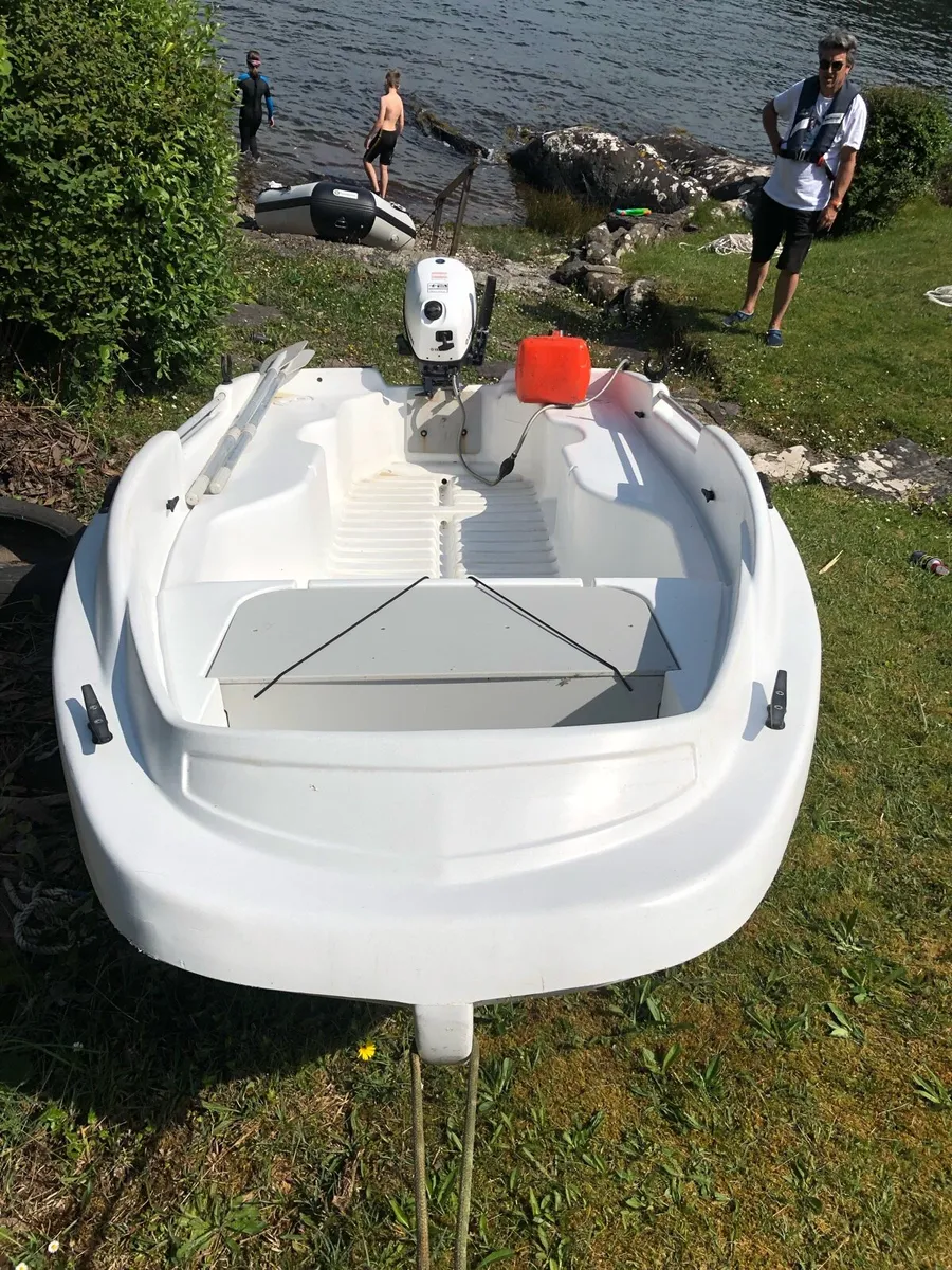 Rigiflex boat with Yamaha outboard Engine - Image 2