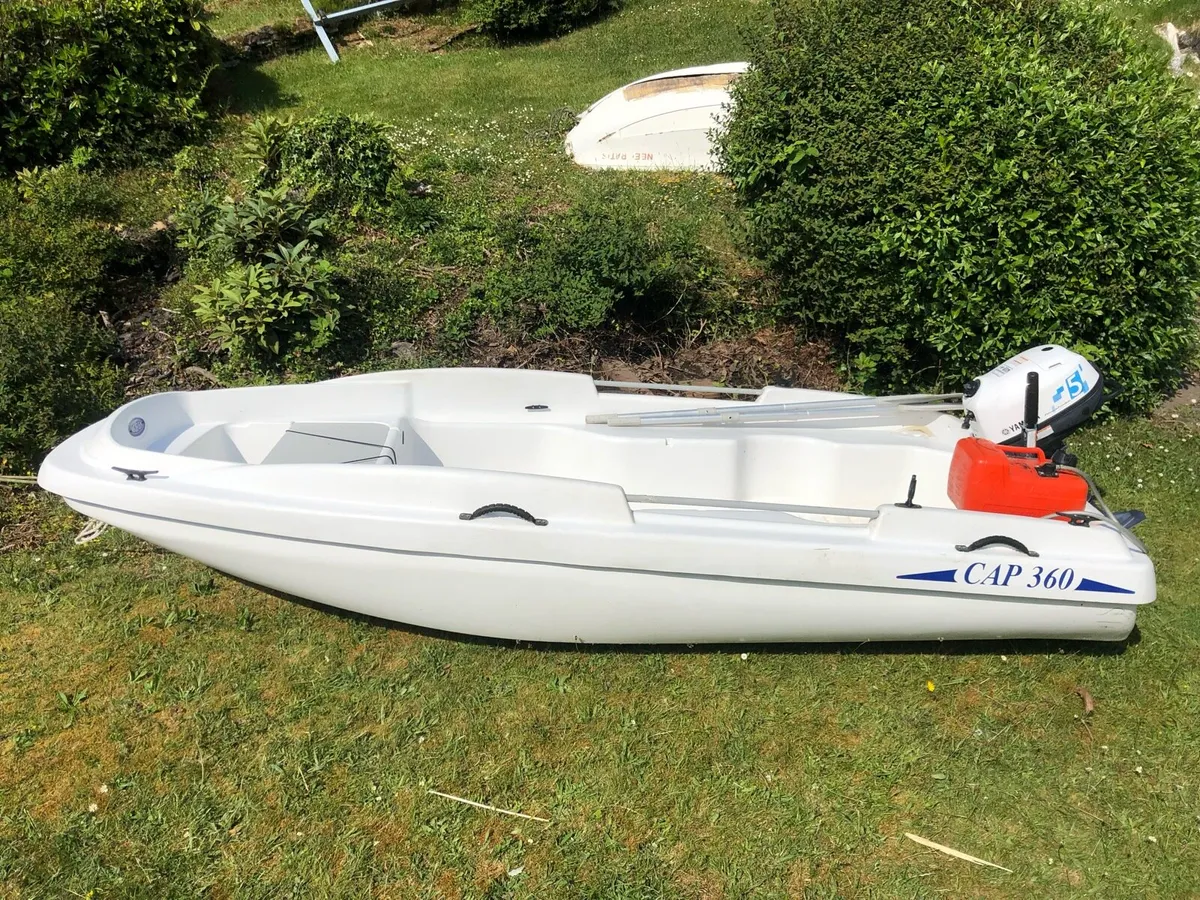 Rigiflex boat with Yamaha outboard Engine - Image 3