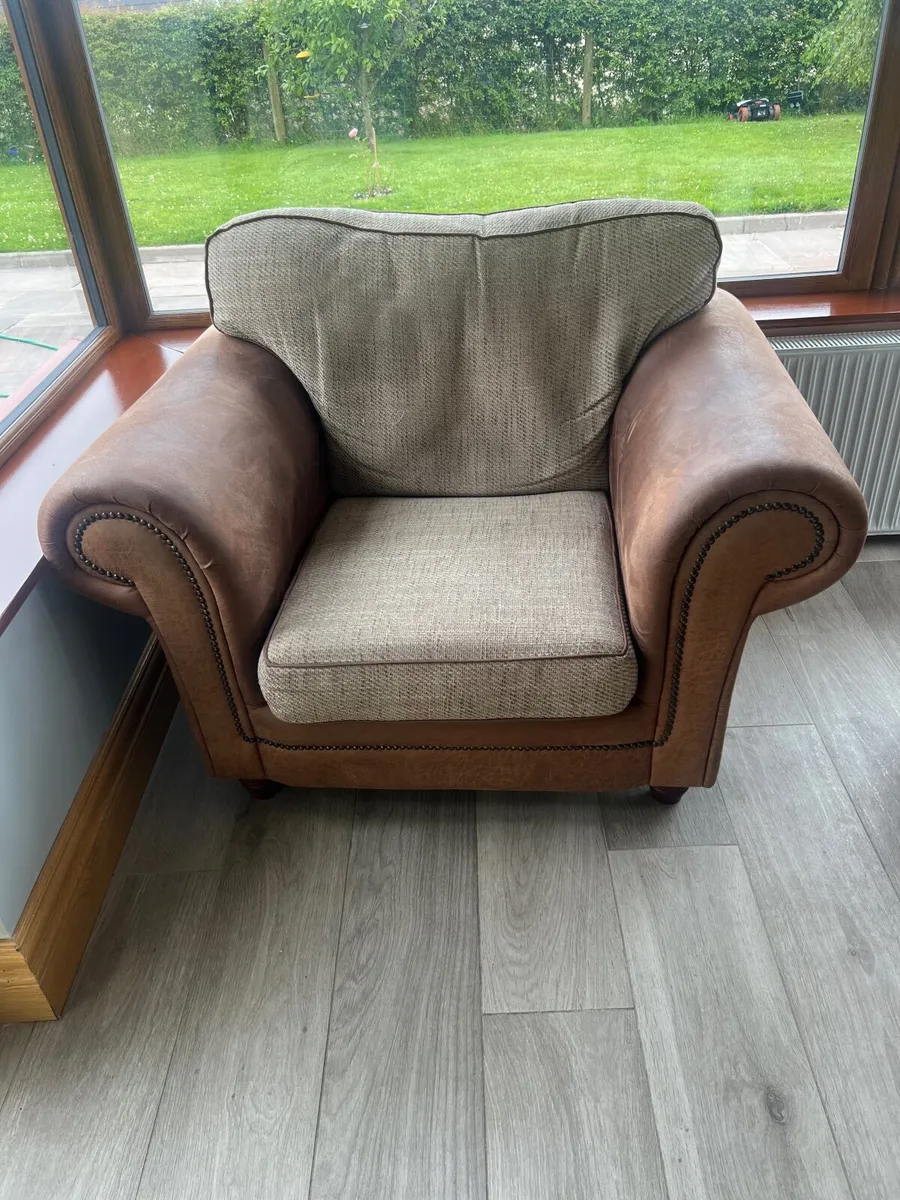 Armchairs - Image 2