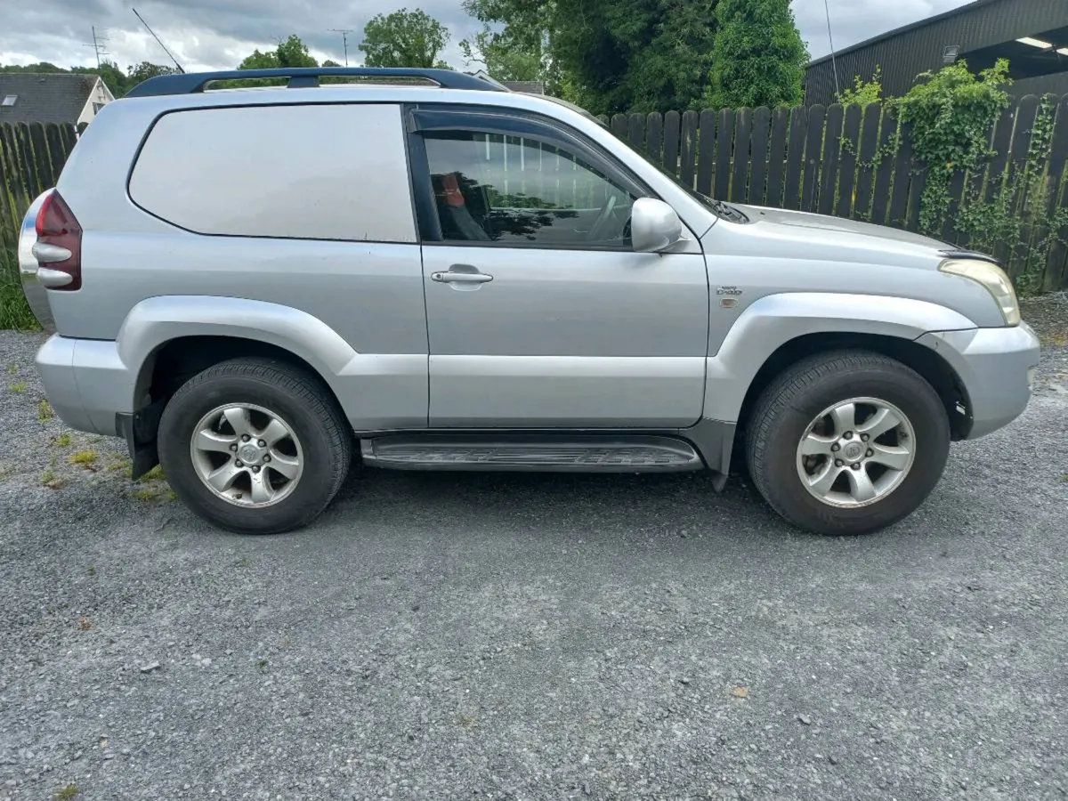 Toyota landcruiser - Image 1