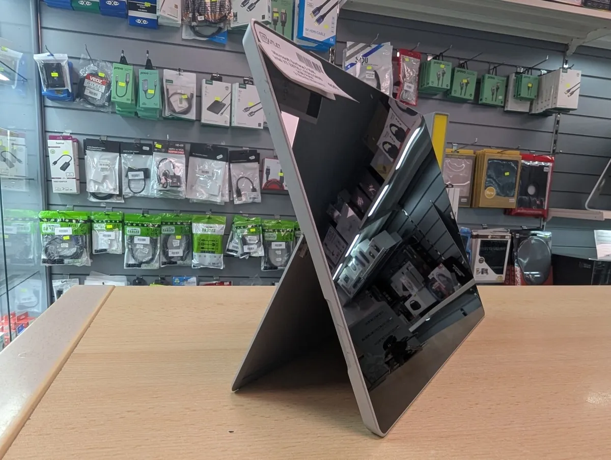 Microsoft Surface 3 1645 - Image 3