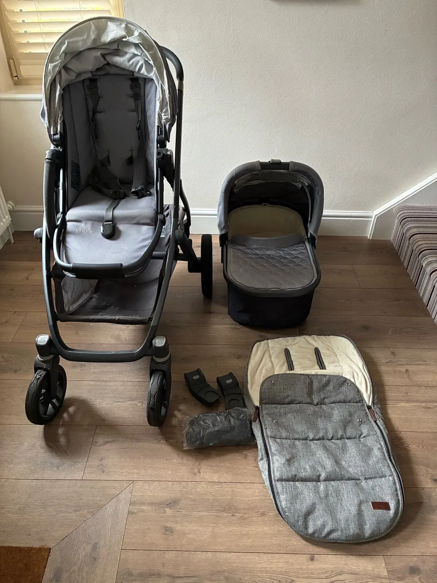 Uppababy Vista travel system - Image 1