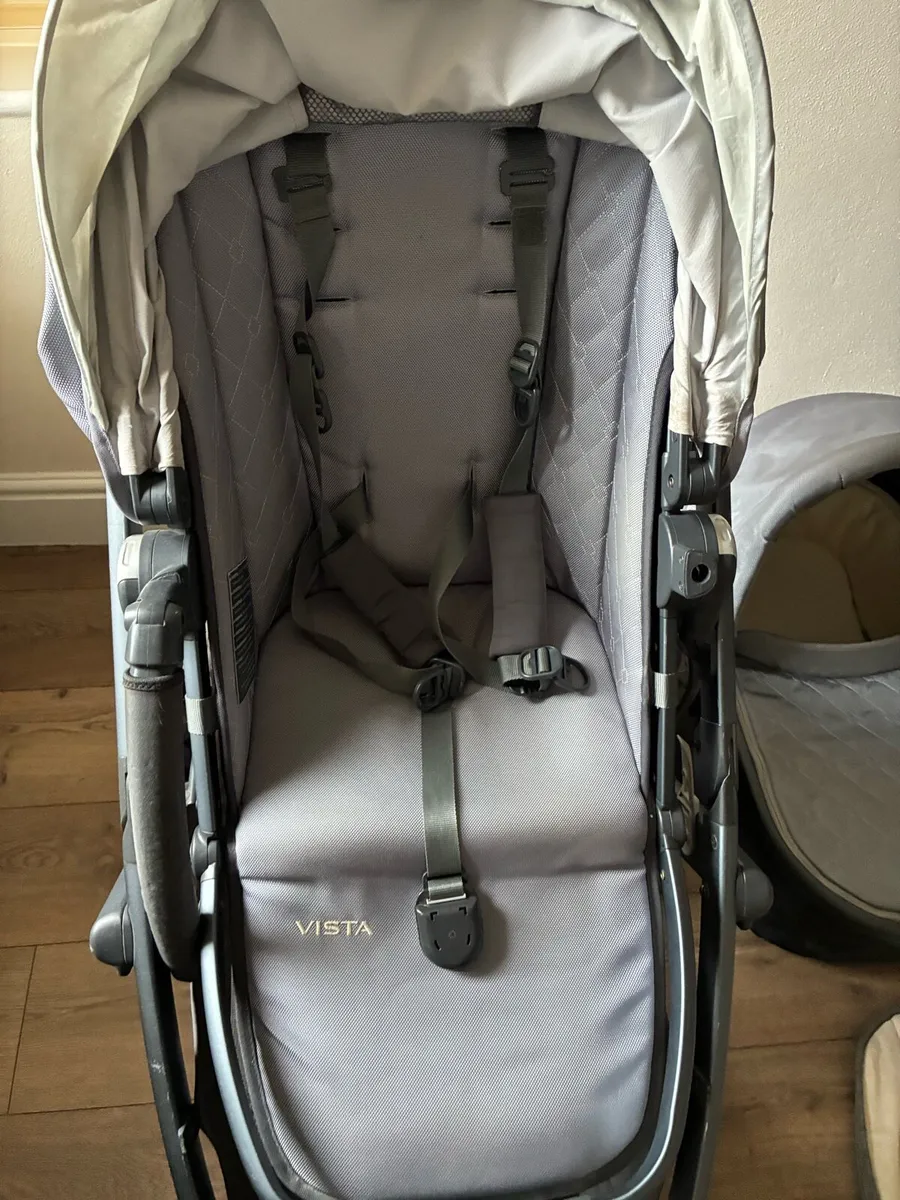 Uppababy Vista travel system - Image 2