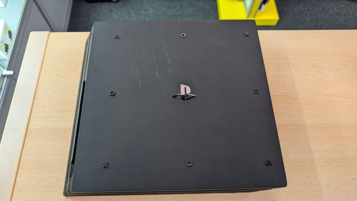 Sony Playstation 4 Pro Black - Image 2