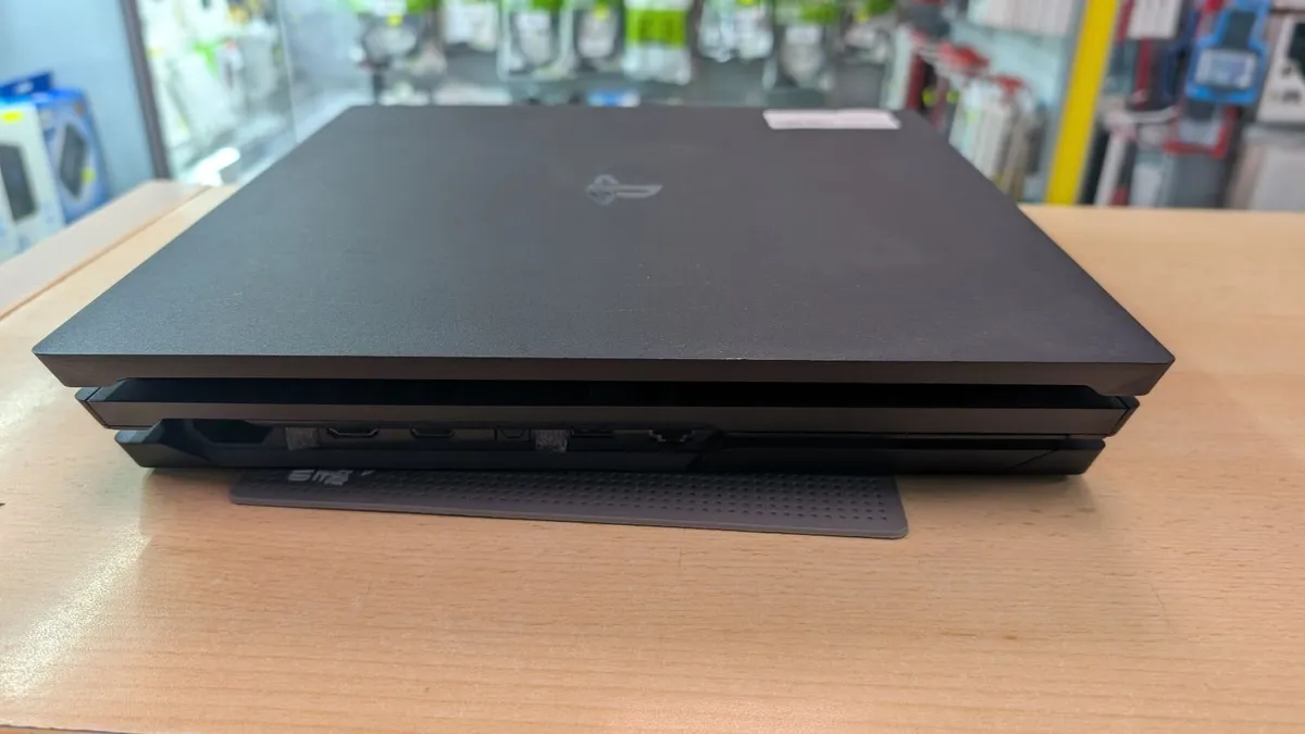 Sony Playstation 4 Pro Black - Image 3